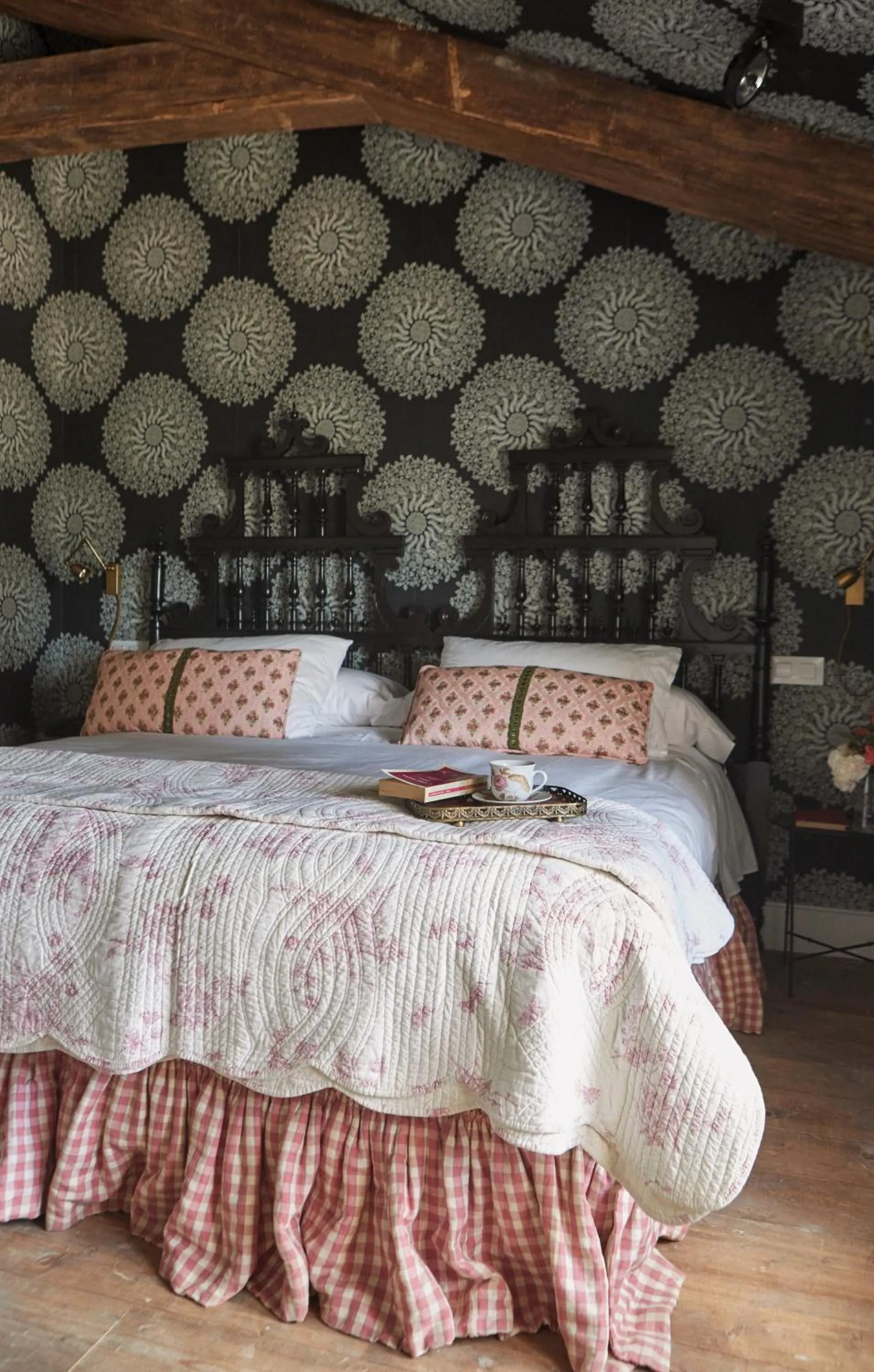 Bed in Hotel Caserio Aldeallana