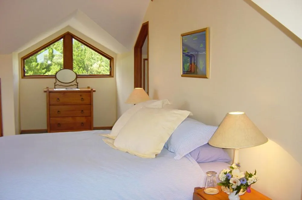 Bed in Waiwurrie Coastal Farm Lodge