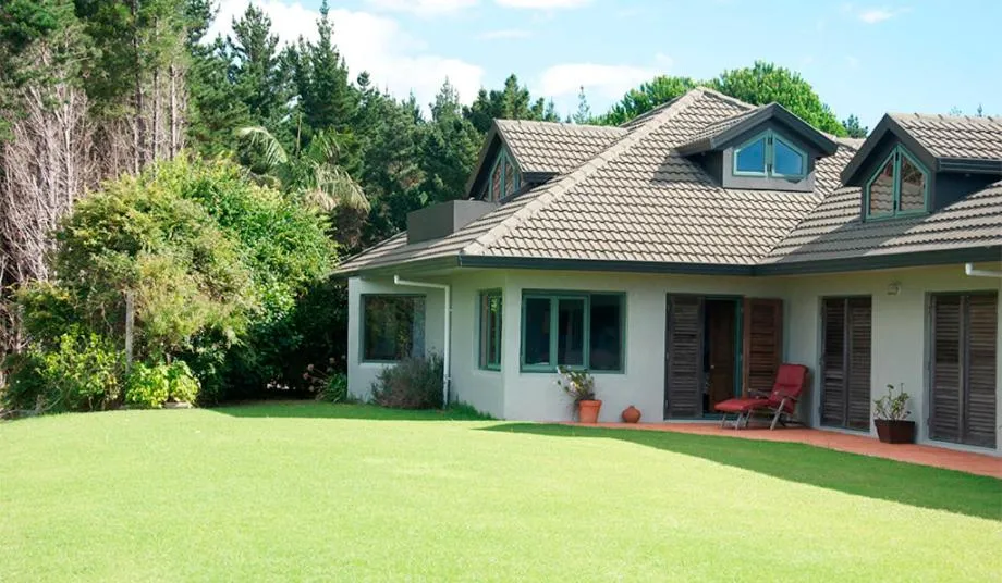 Decorative detail in Waiwurrie Coastal Farm Lodge