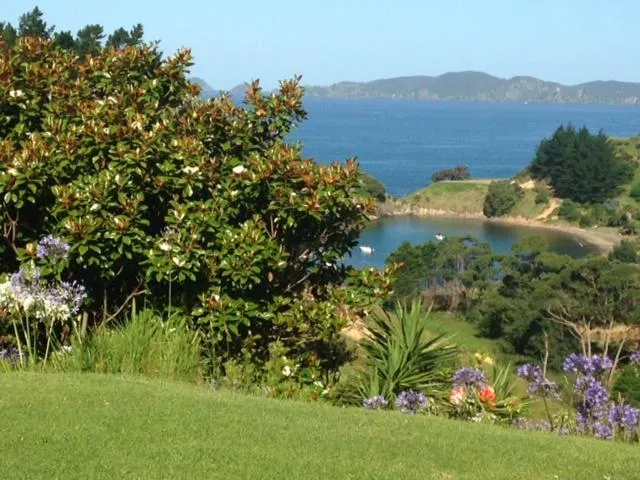 Waiwurrie Coastal Farm Lodge