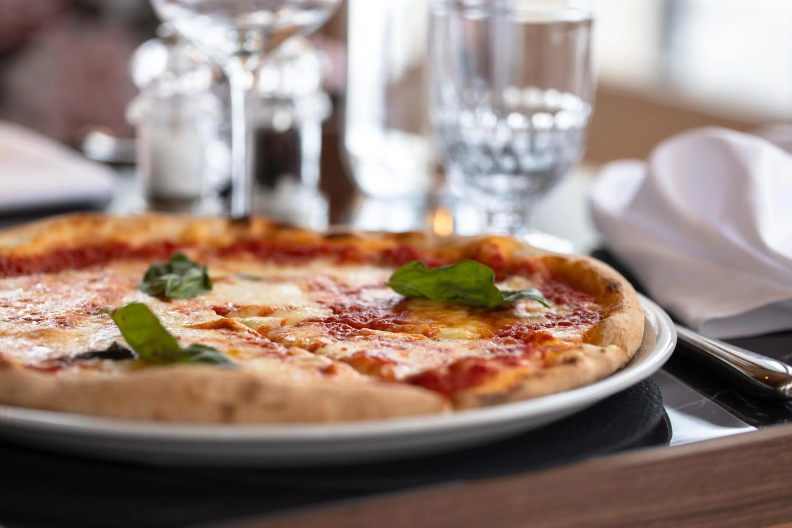 Food and drinks in Hotel Adula