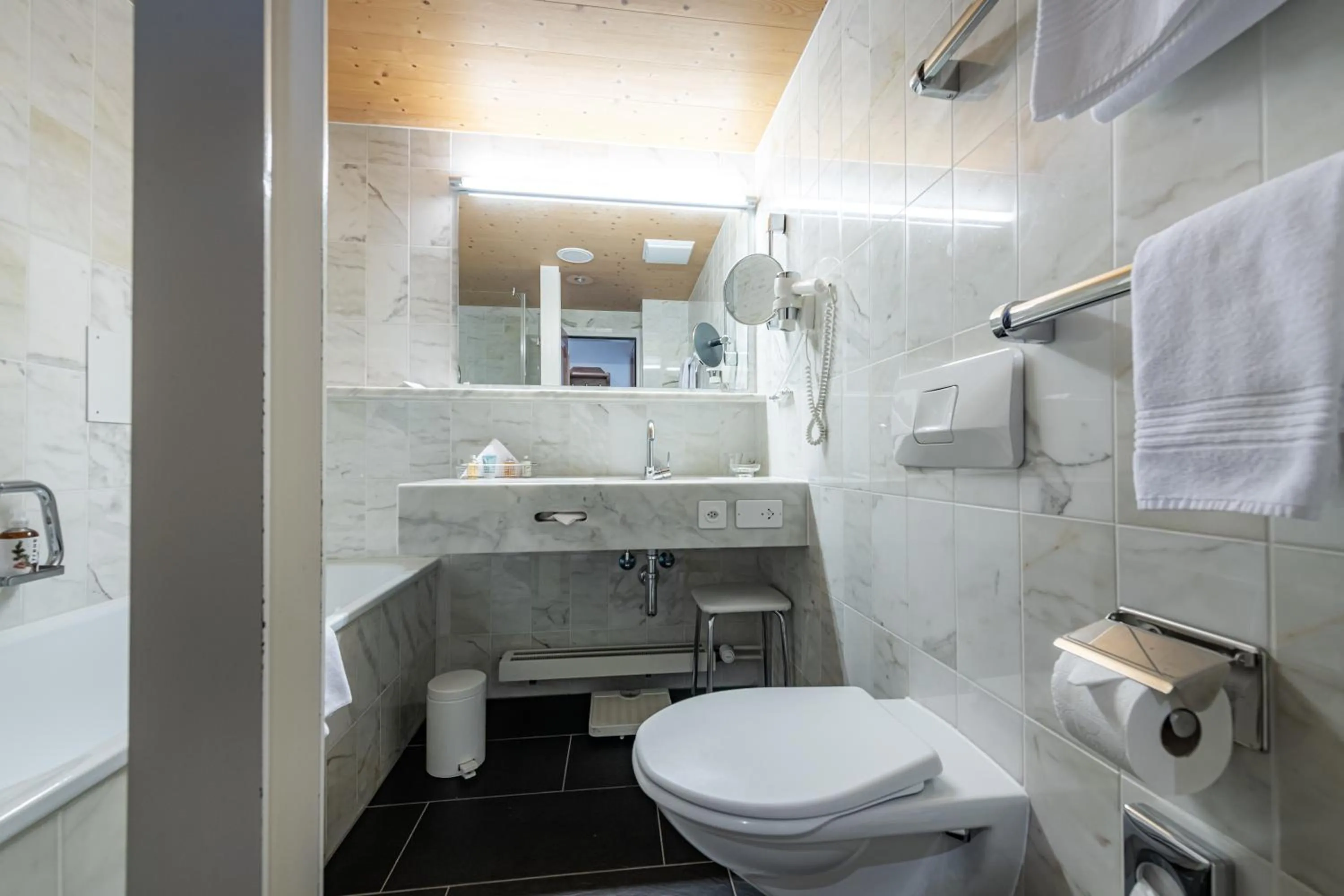 Bathroom in Hotel Adula