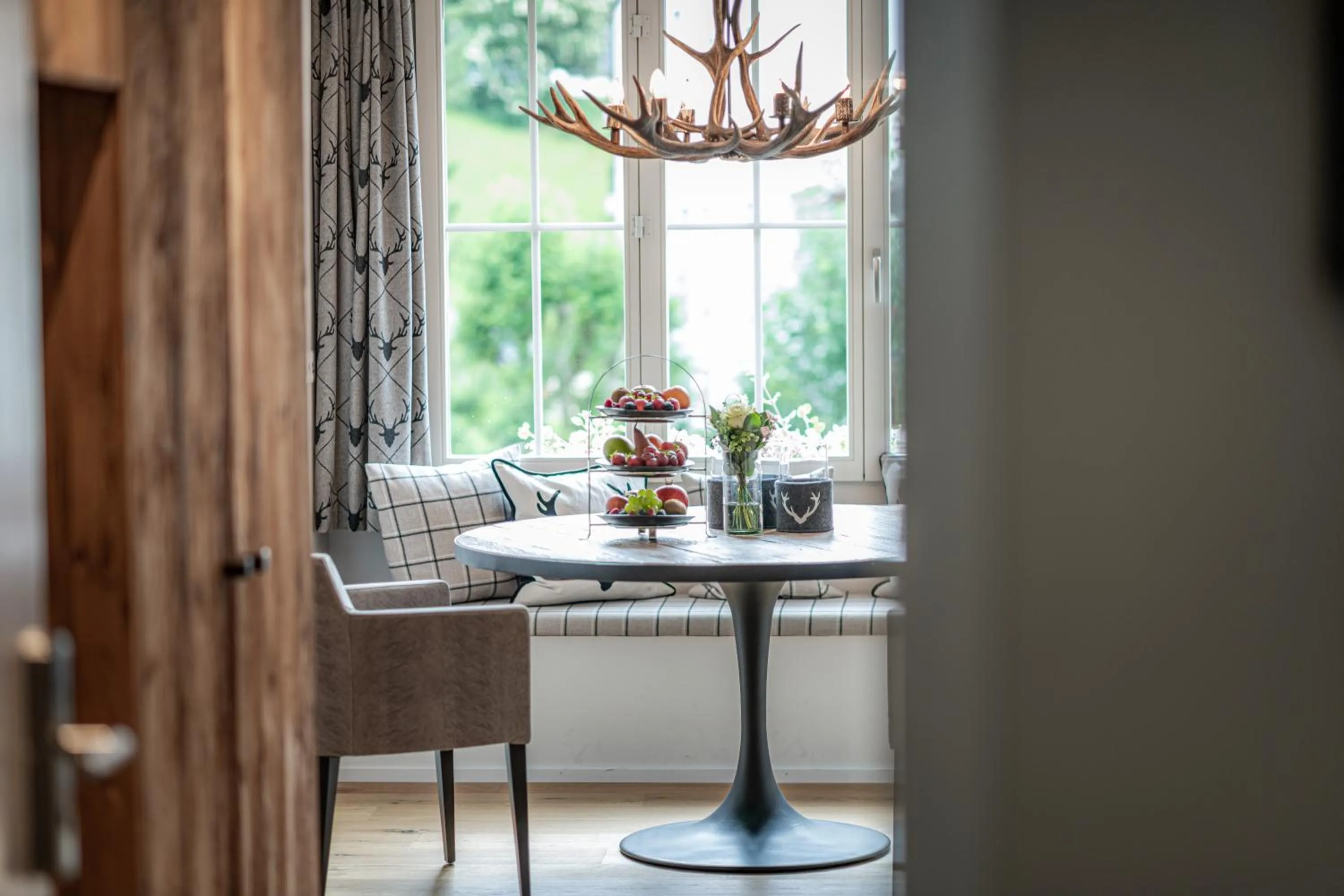 Seating area in Hotel Adula