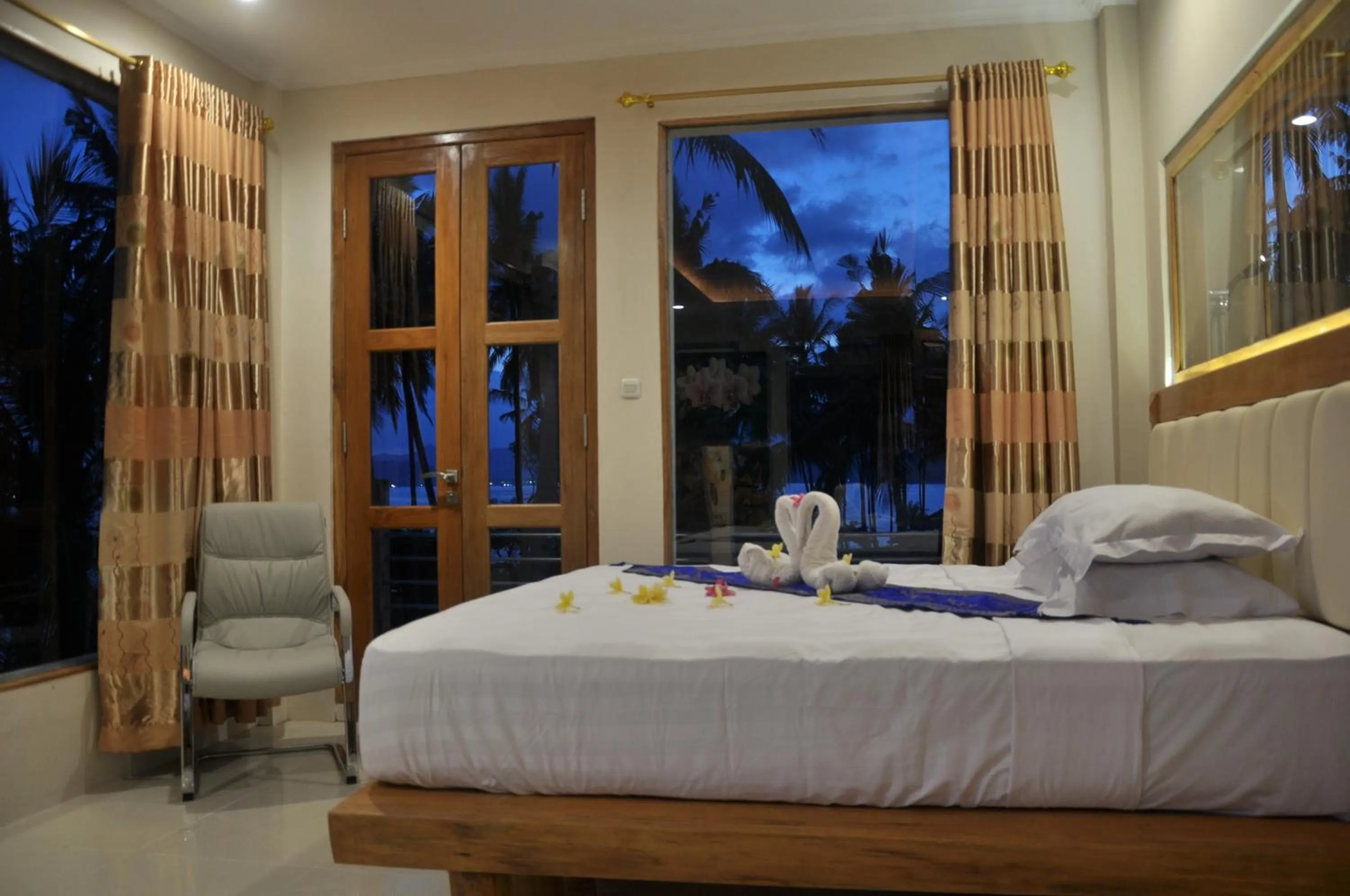 Bedroom, Bed in Crystal Beach Bali