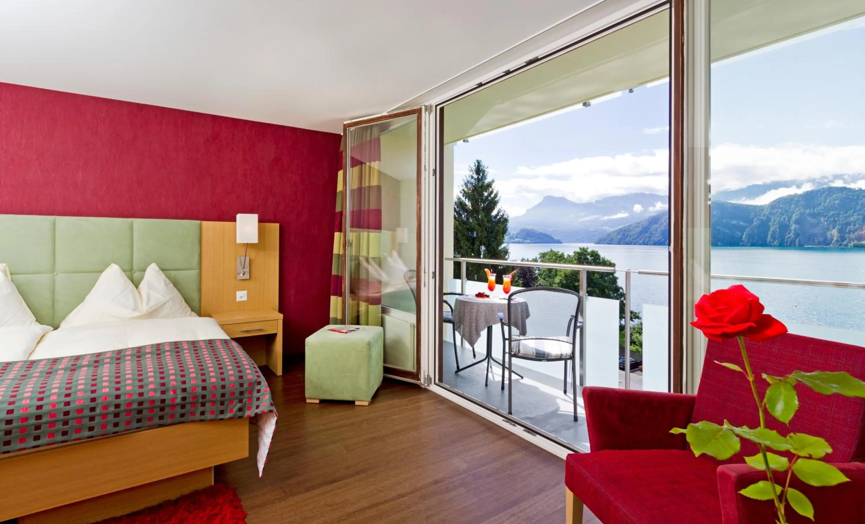 Bed in Hotel Alexander