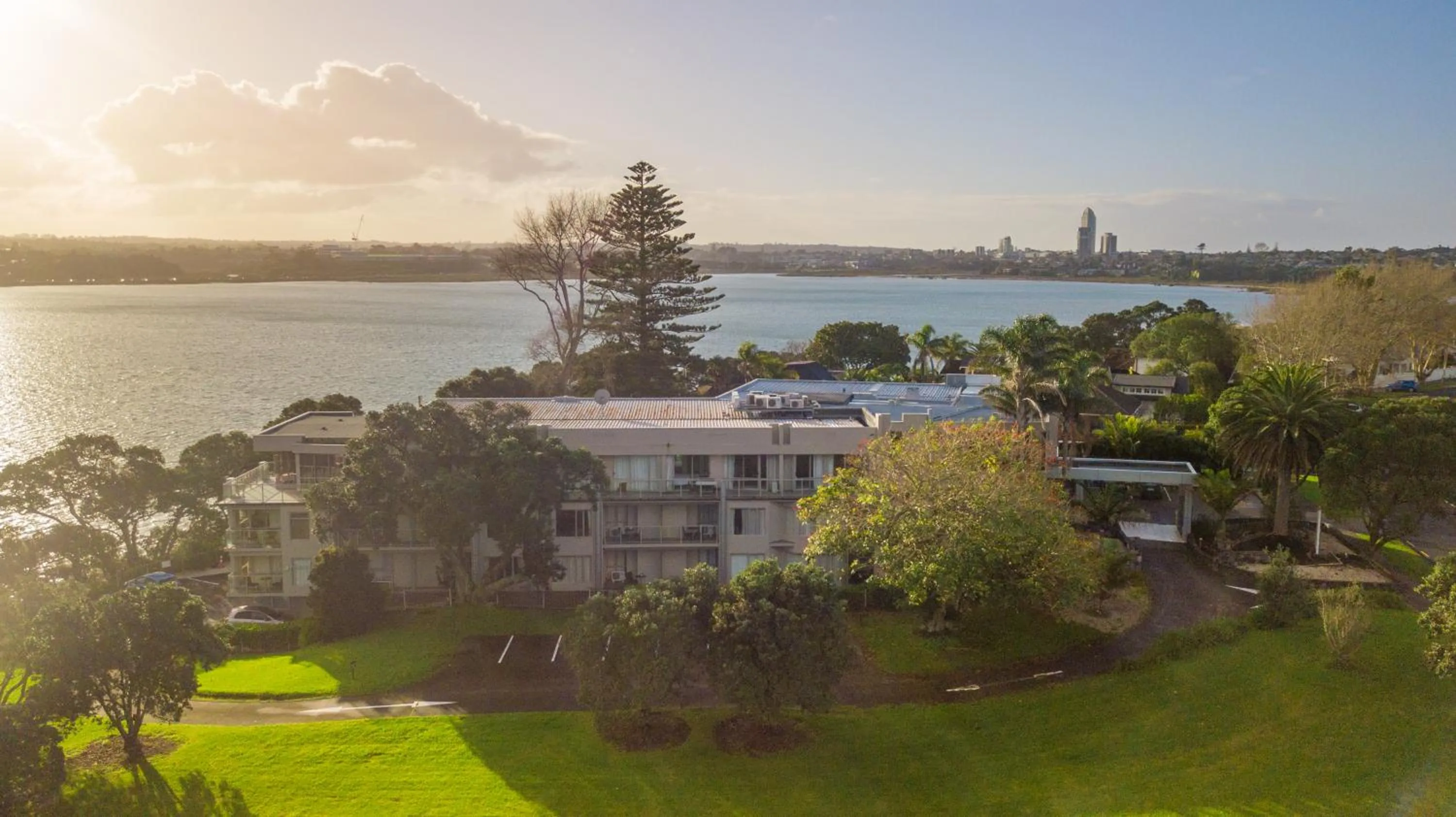 Neighbourhood in Ocean Breeze Hotel