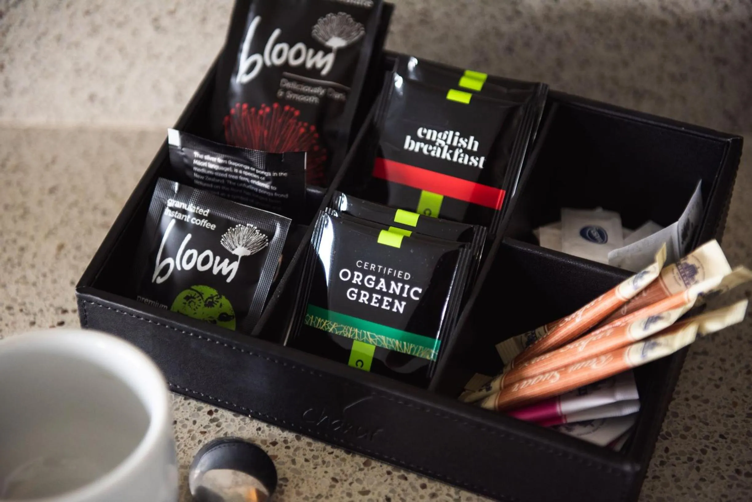 Food and drinks in Ocean Breeze Hotel