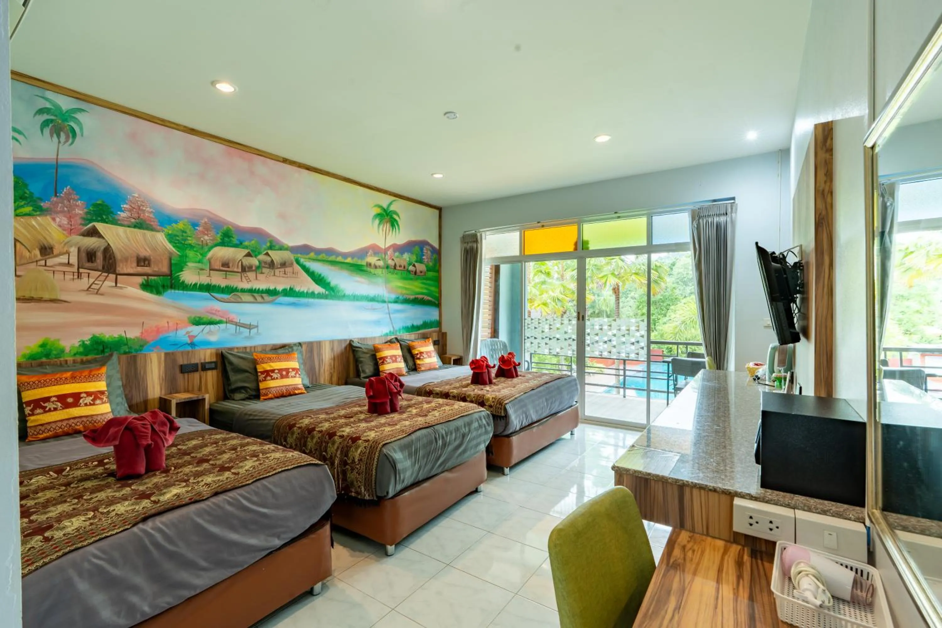 Bed in Khaosok Rainforest Resort