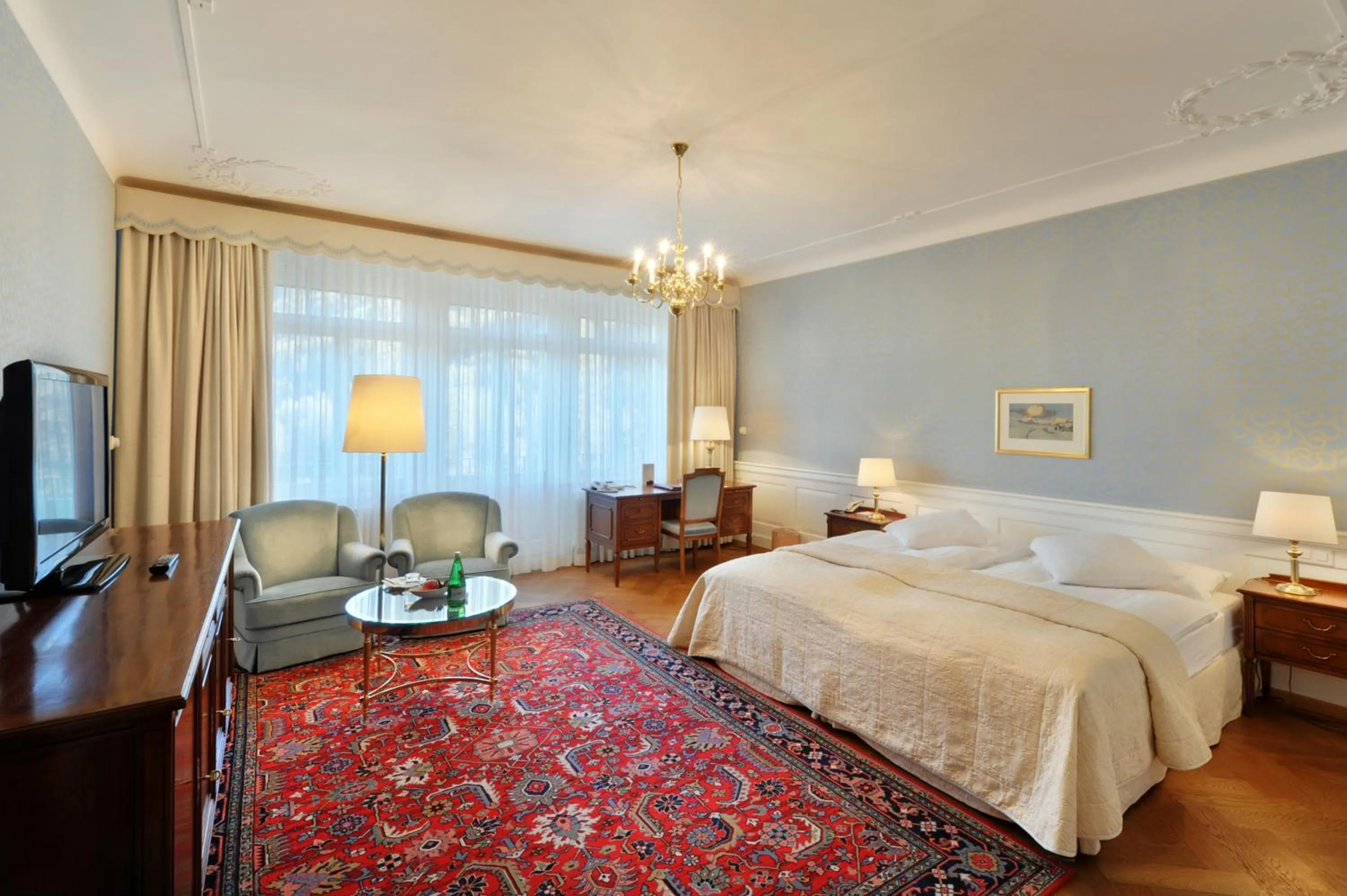 Photo of the whole room, Bed in Hotel Waldhaus Sils