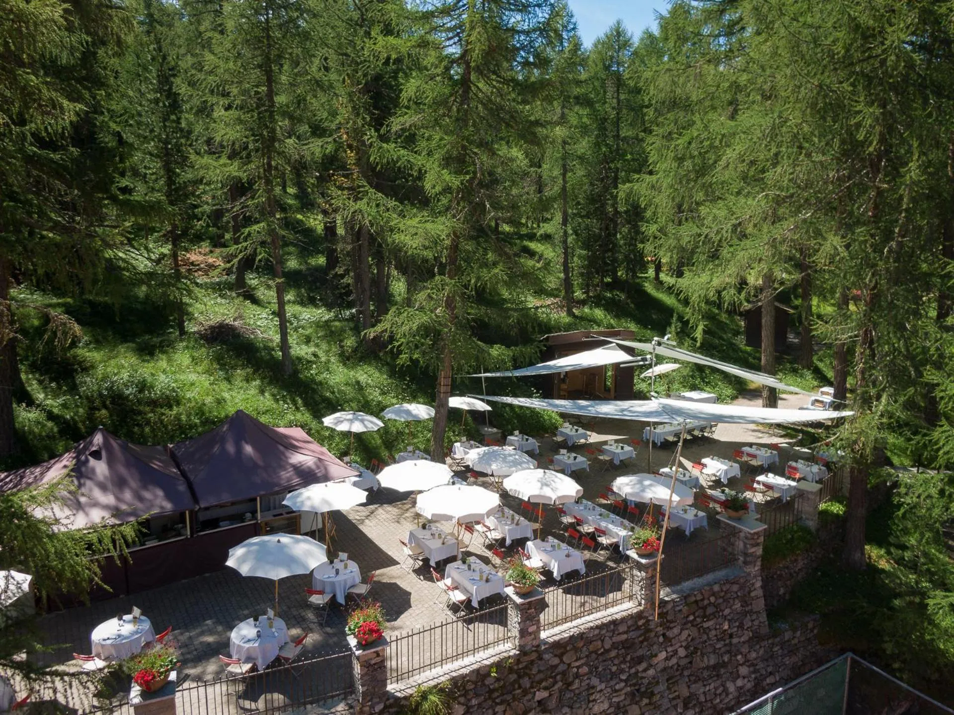 Restaurant/places to eat in Hotel Waldhaus Sils