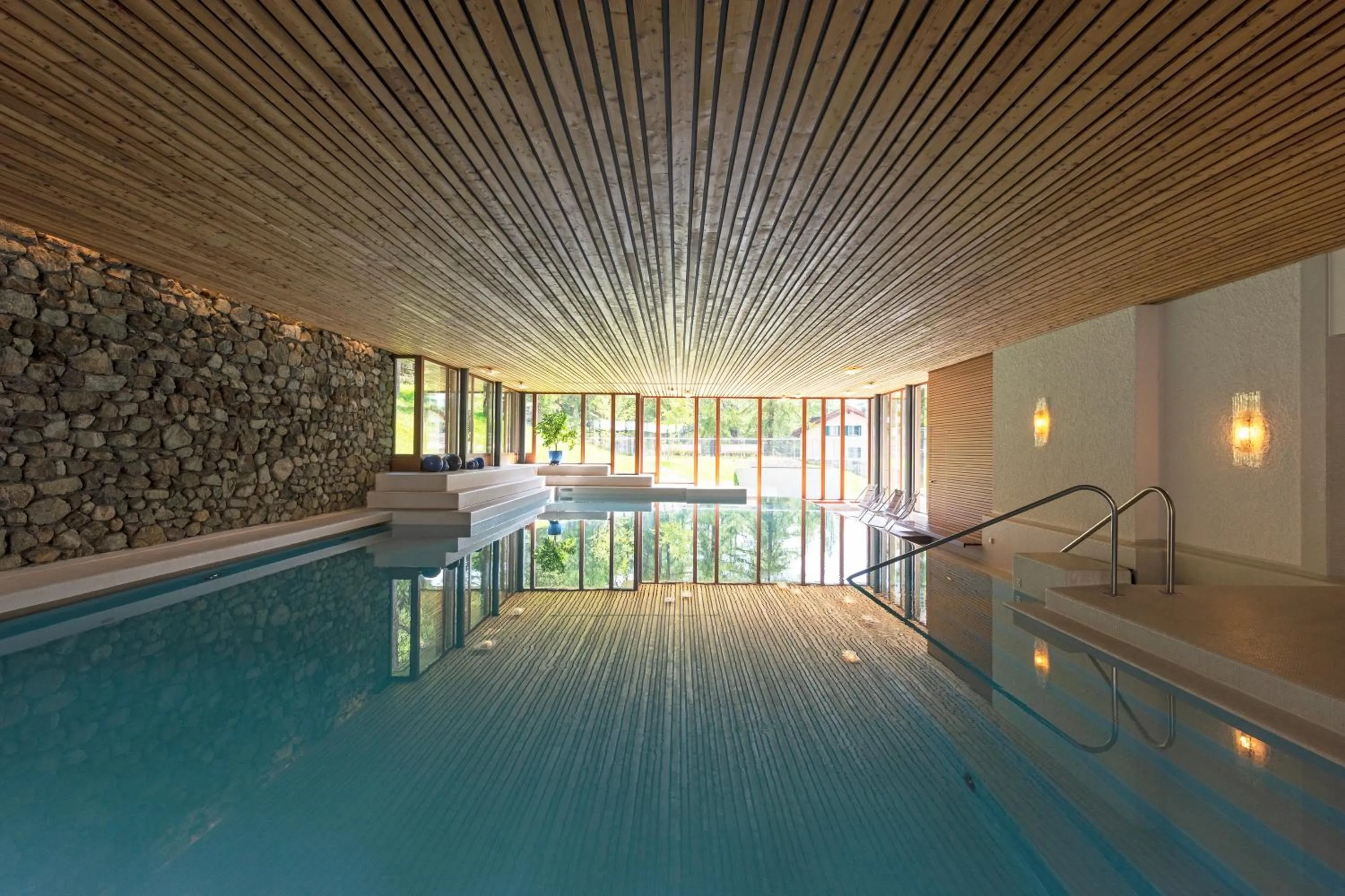 Spa and wellness centre/facilities in Hotel Waldhaus Sils