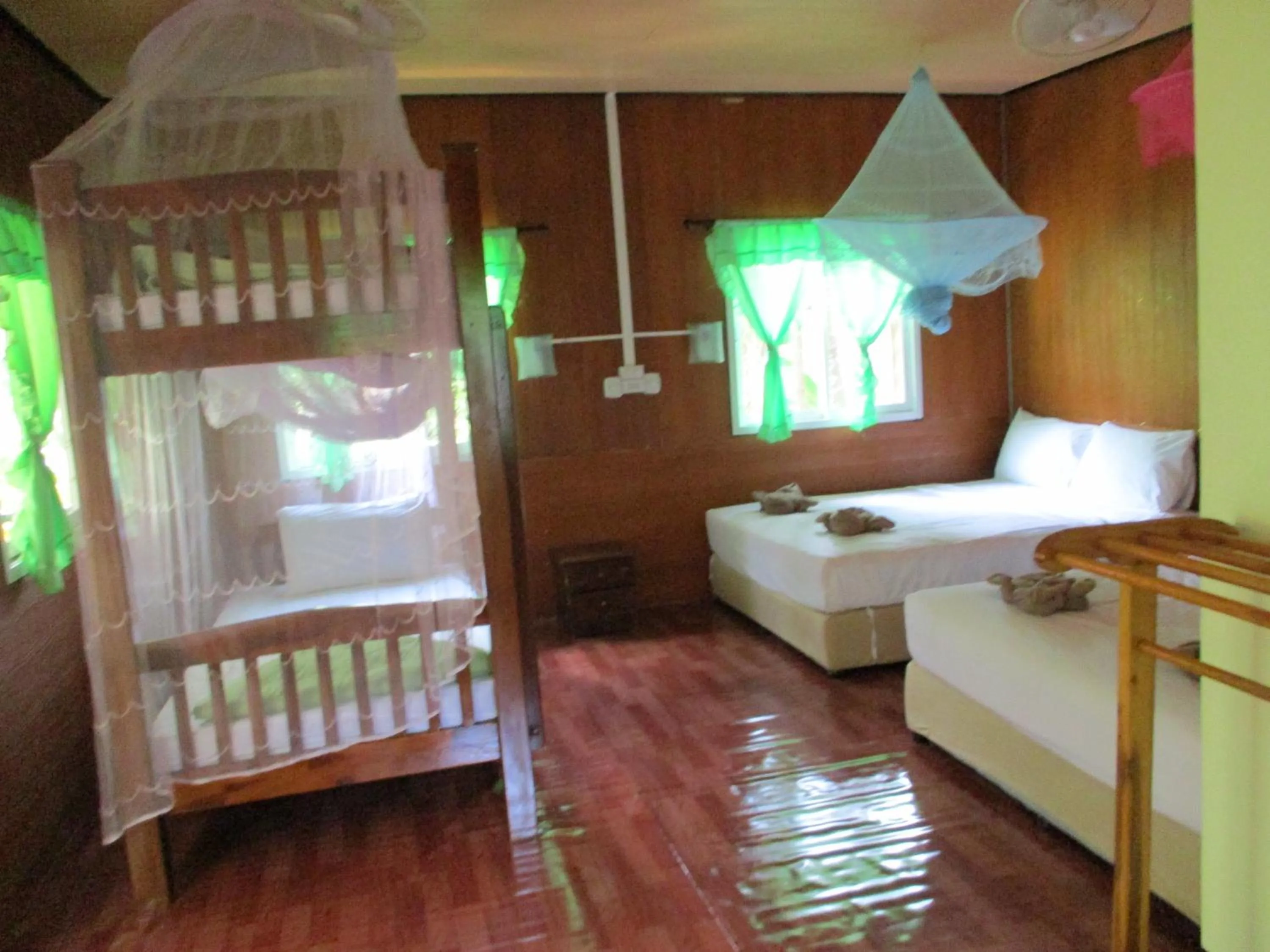 Property building, Bed in Khaosok Island Resort