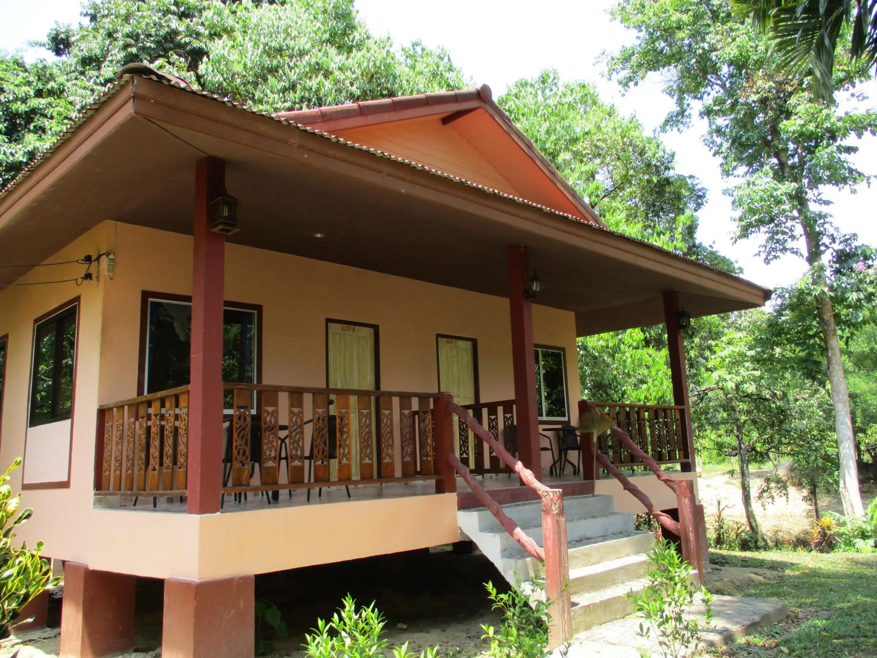 Property building in Khaosok Island Resort