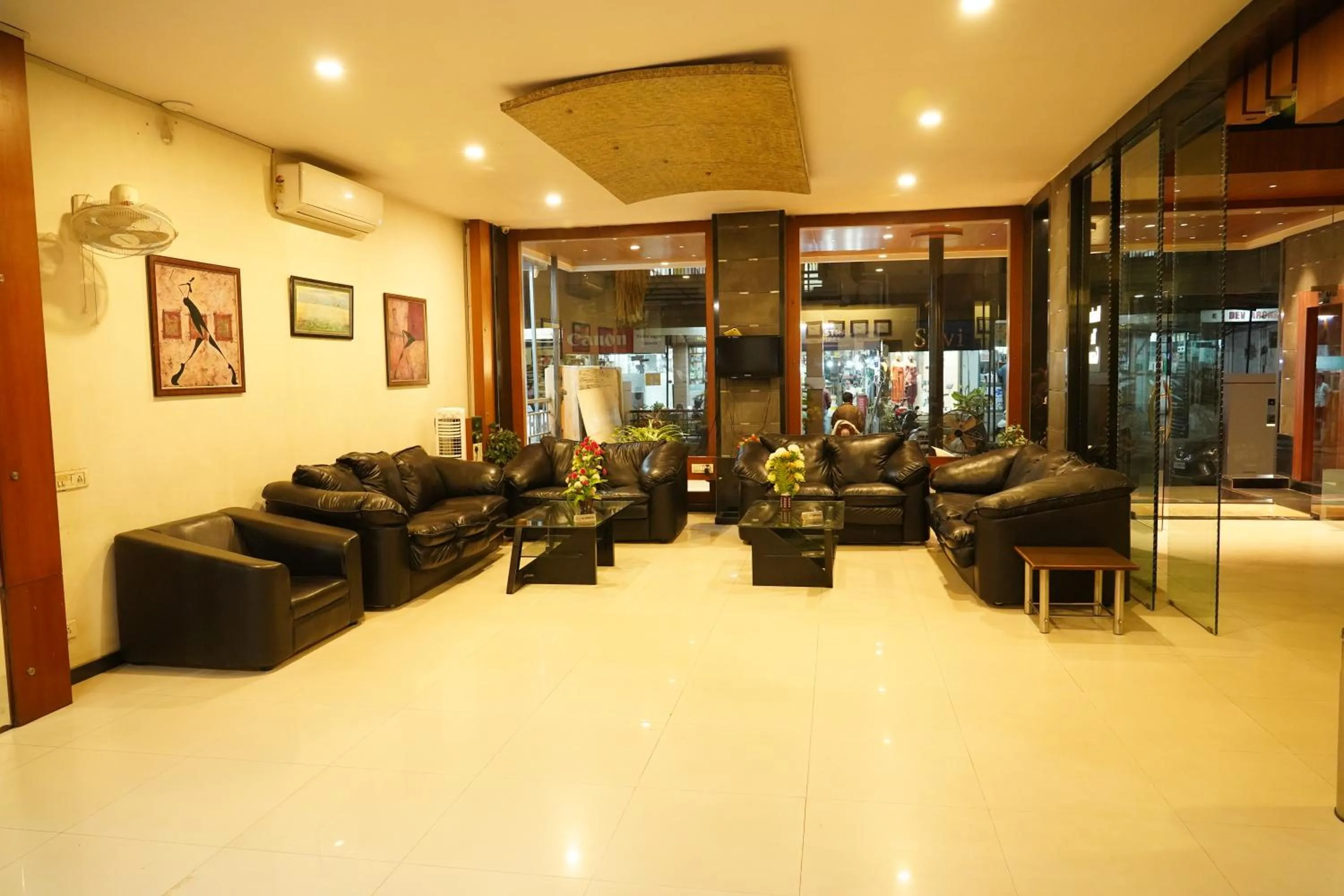 Living room in Marshall The Grand Hotel