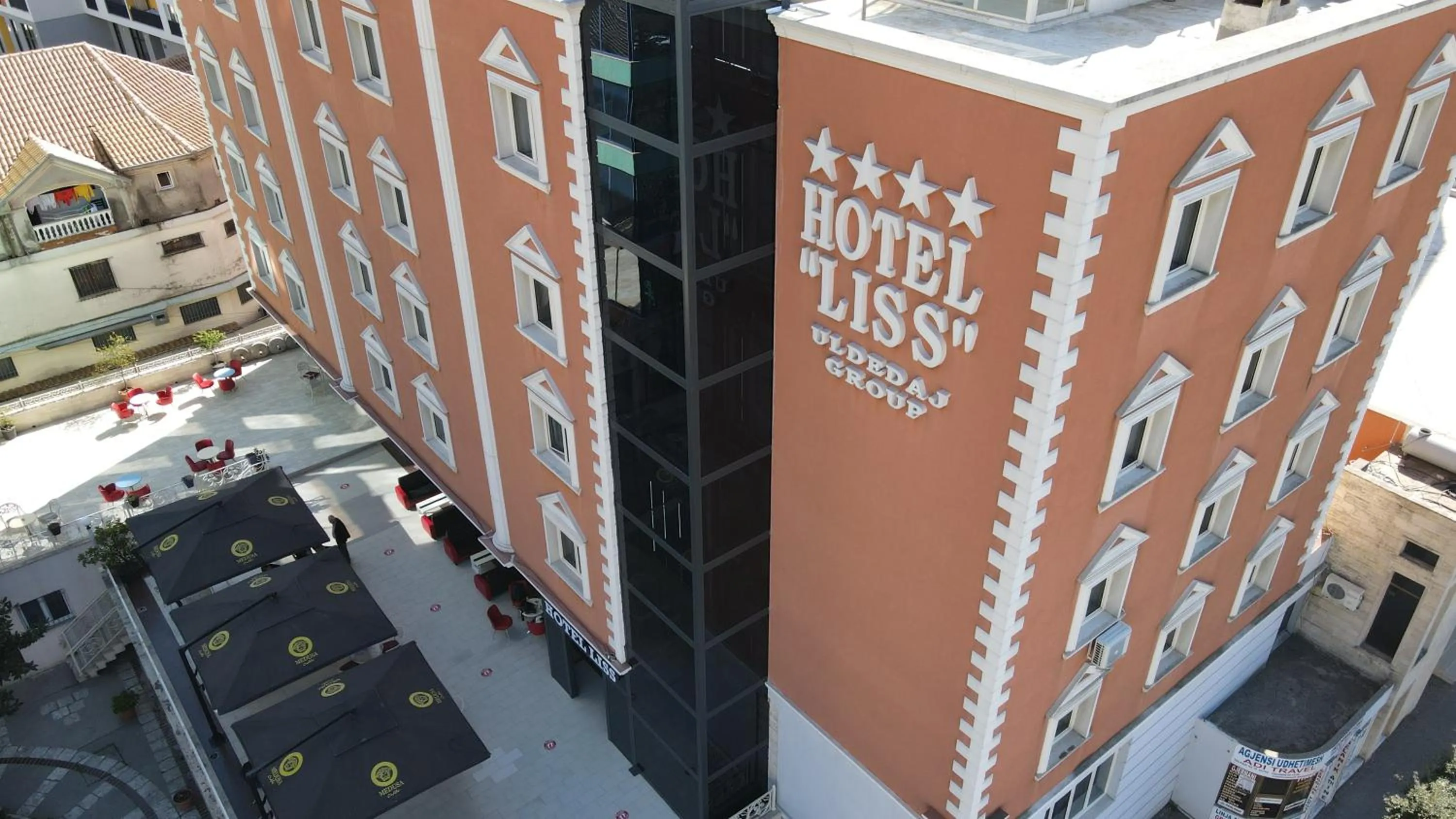 Property building in Hotel Liss