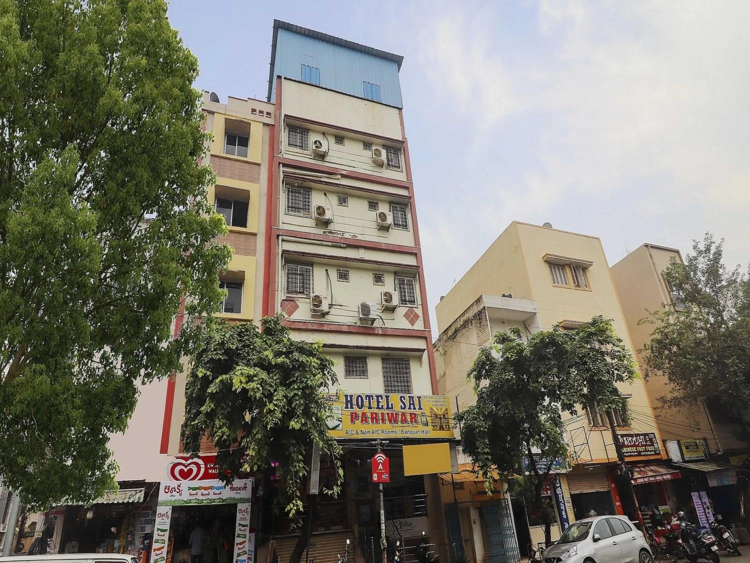 Facade/entrance in Hotel O Sai Pariwar