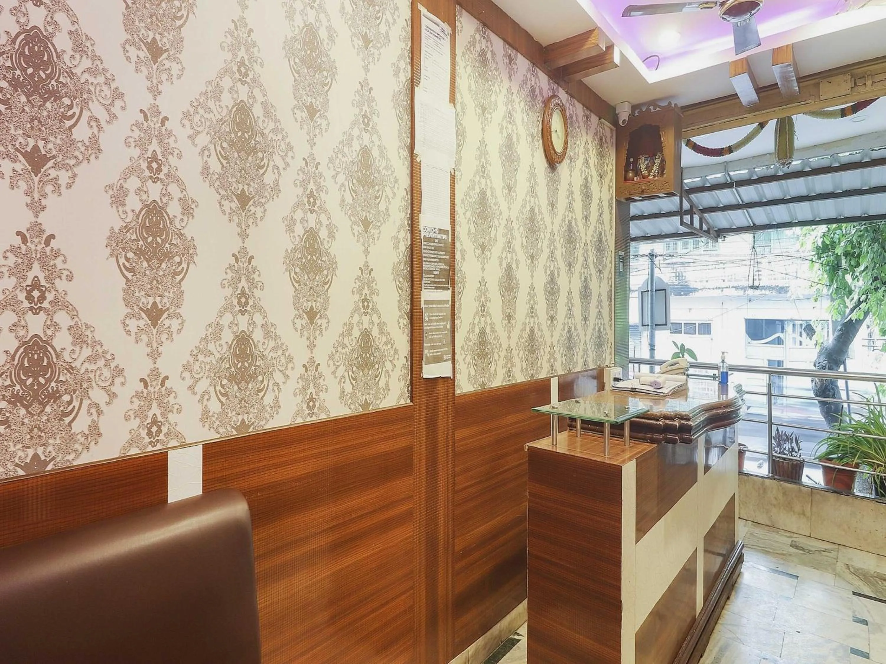 Bedroom in Hotel O Sai Pariwar