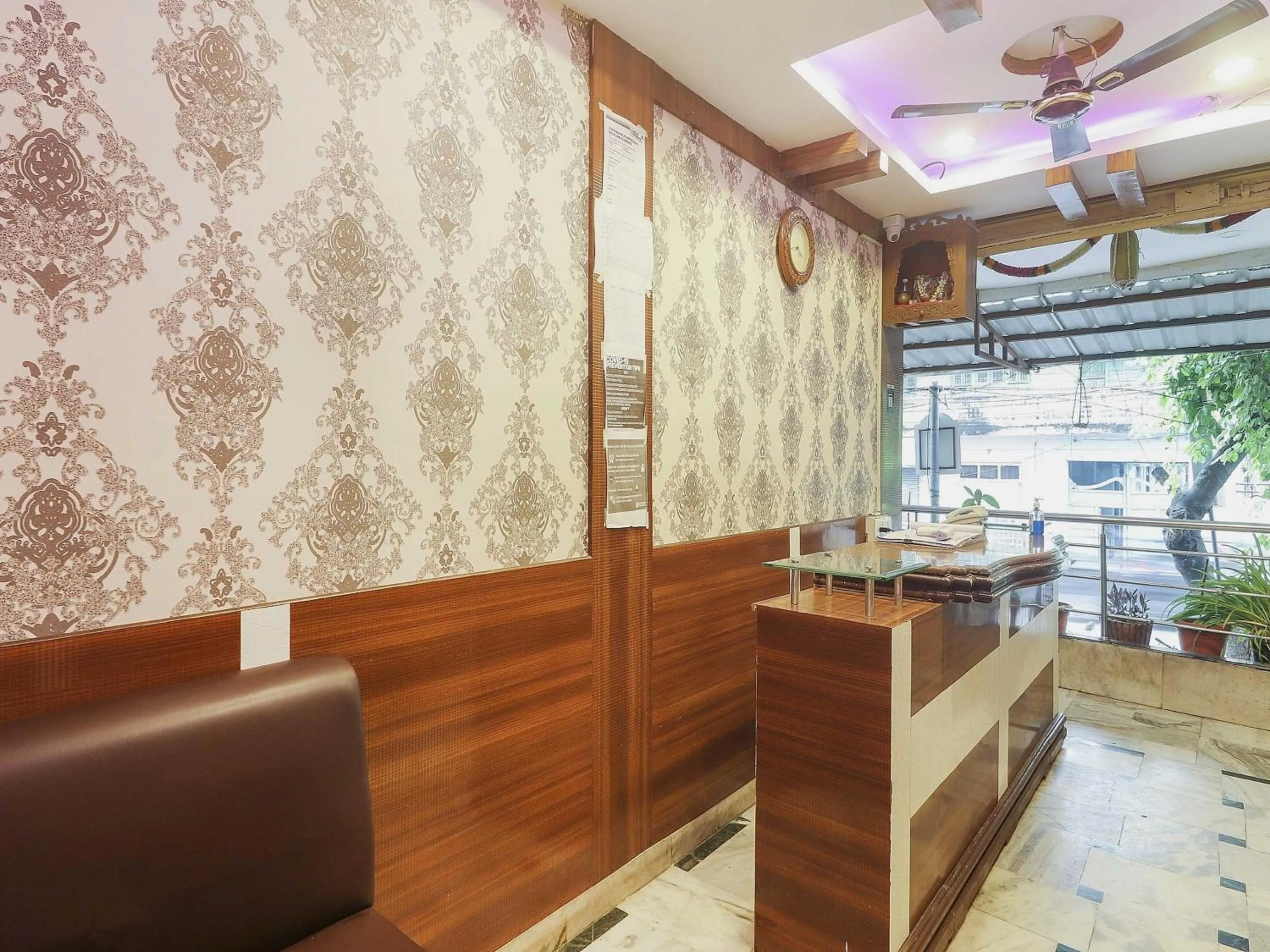 Bedroom in Hotel O Sai Pariwar