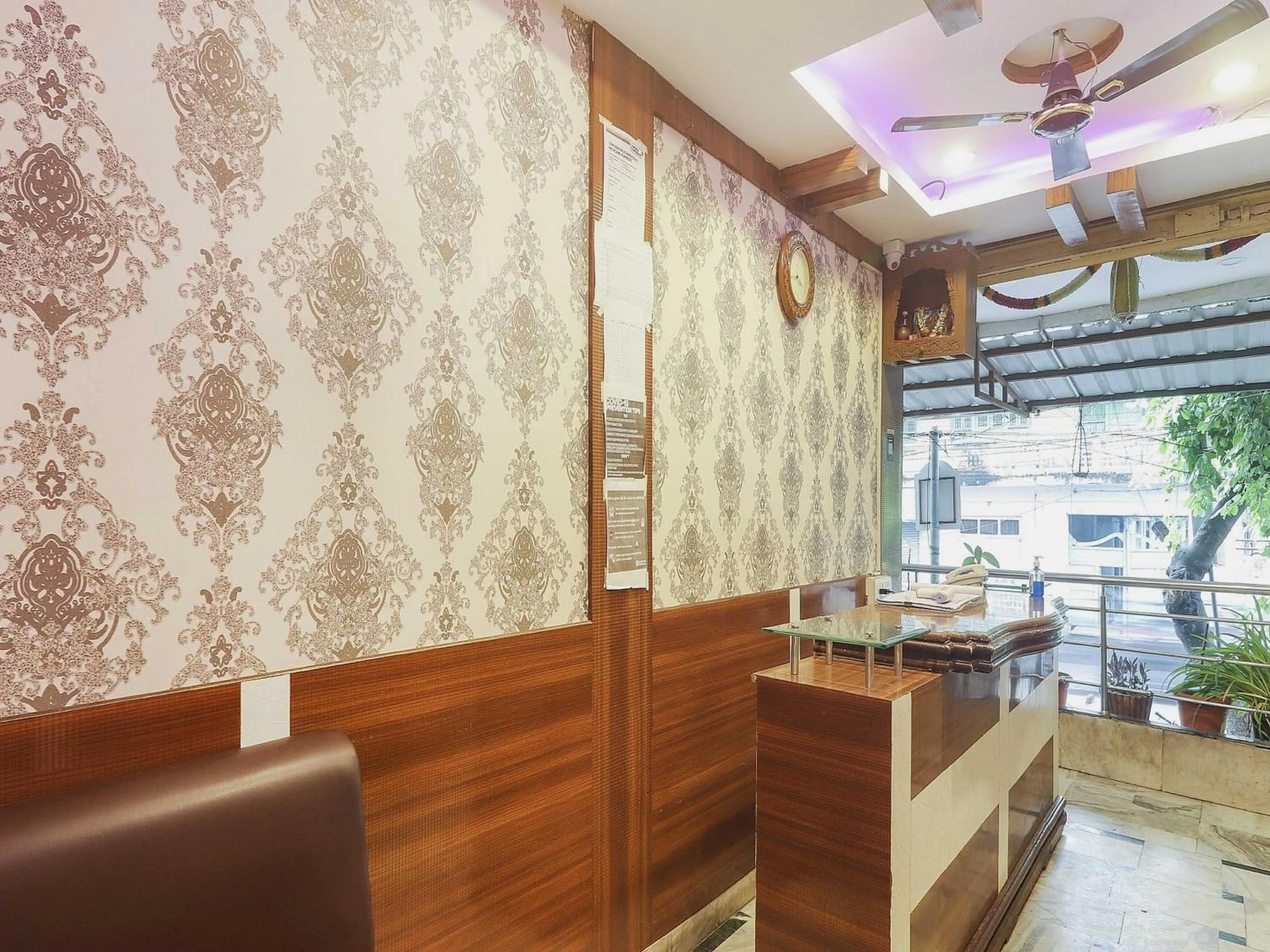 Bedroom in Hotel O Sai Pariwar