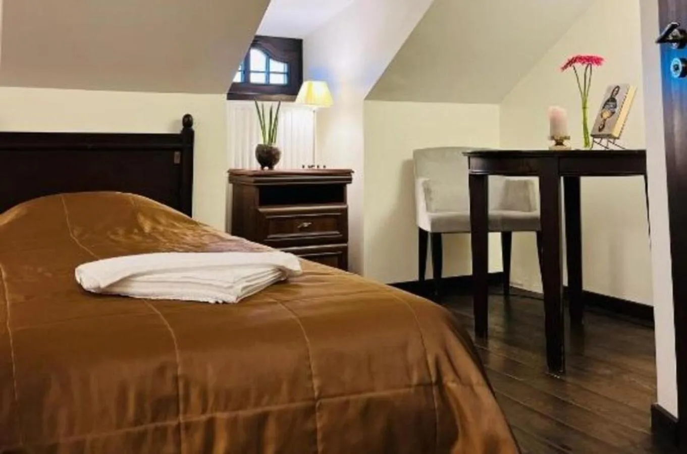 Bedroom, Bed in Monte Pacis Hotel In Pažaislis