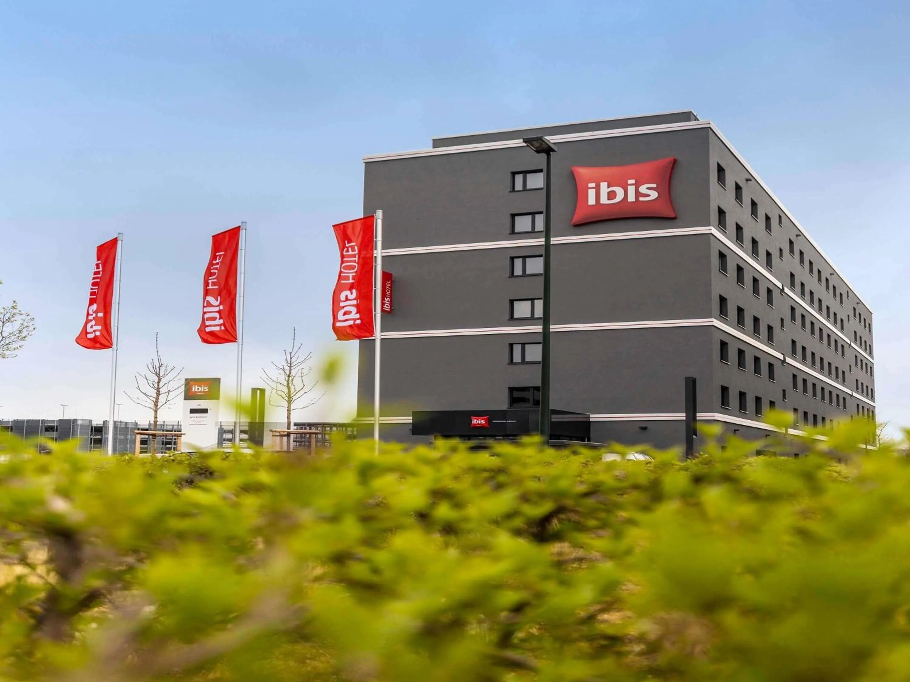 Property building in ibis Duesseldorf Airport