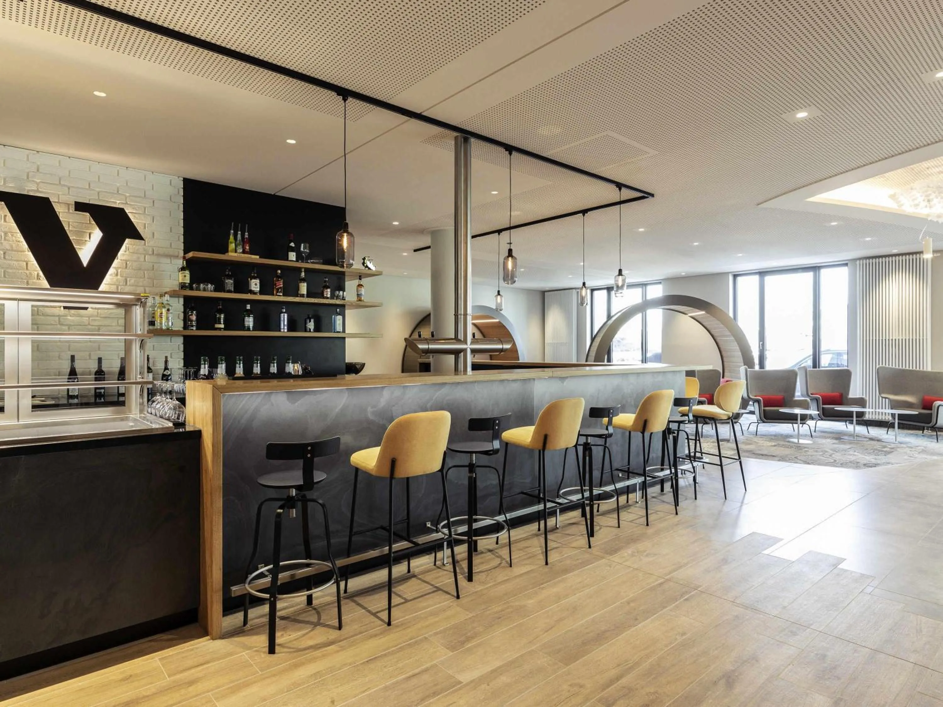 Lounge or bar in Novotel Duesseldorf Airport