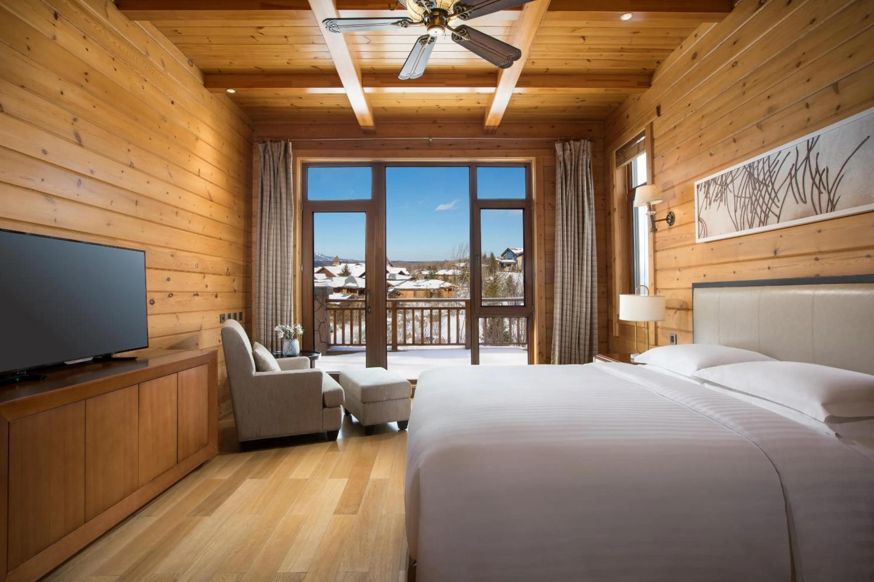 Bed in Swissôtel Resort Changbaishan