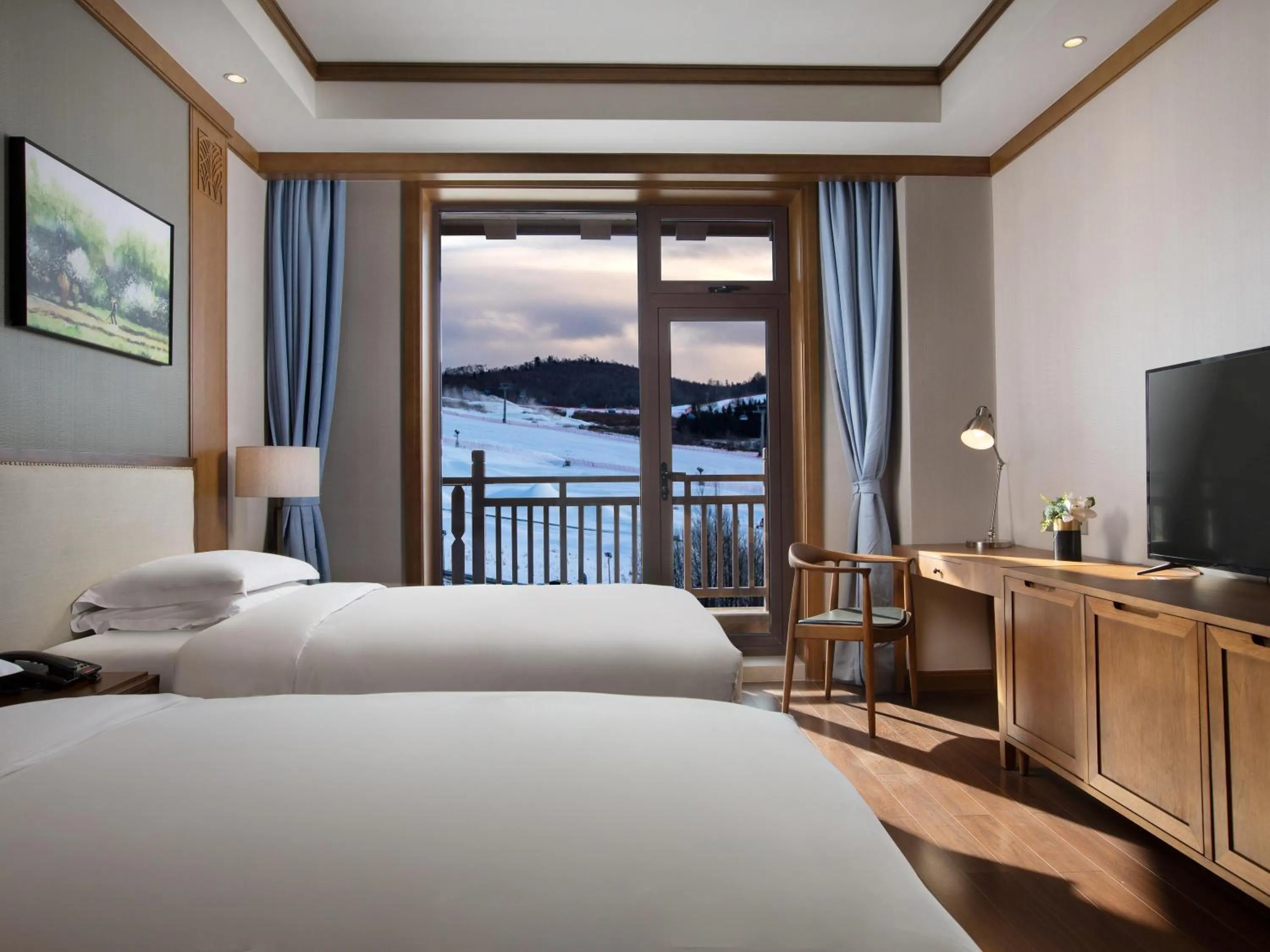 Bedroom, Bed in Swissôtel Resort Changbaishan