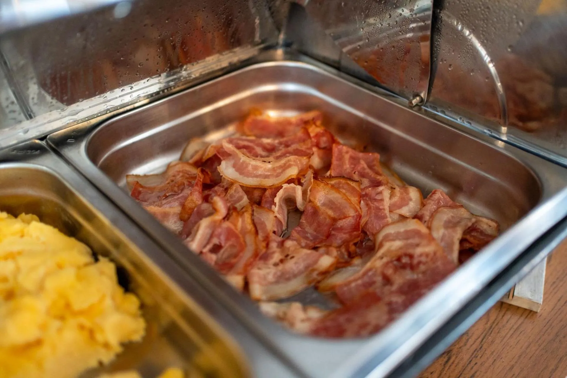 Buffet breakfast in Hotel La Perla