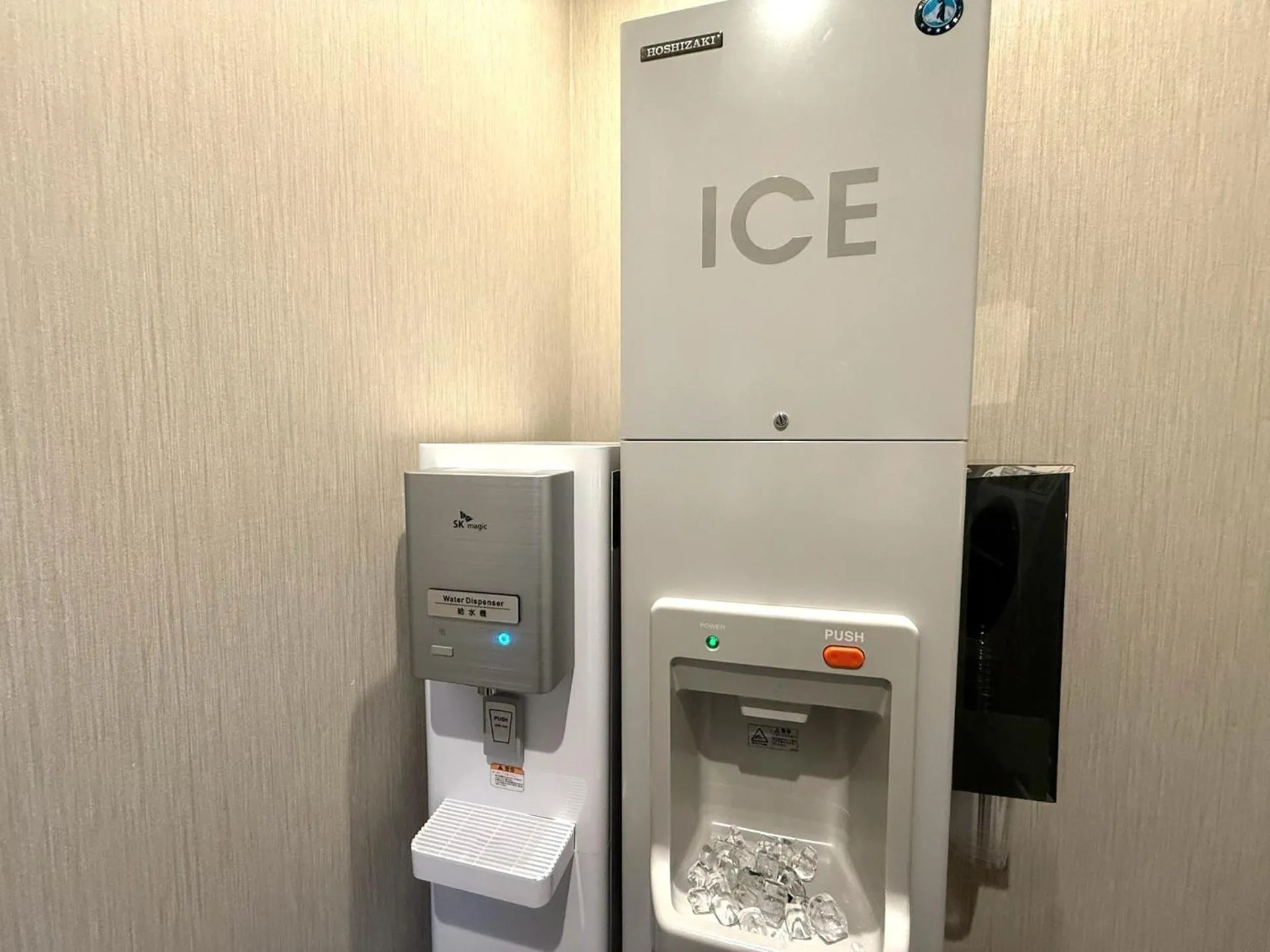 Area and facilities in Henn na Hotel Premier Nara