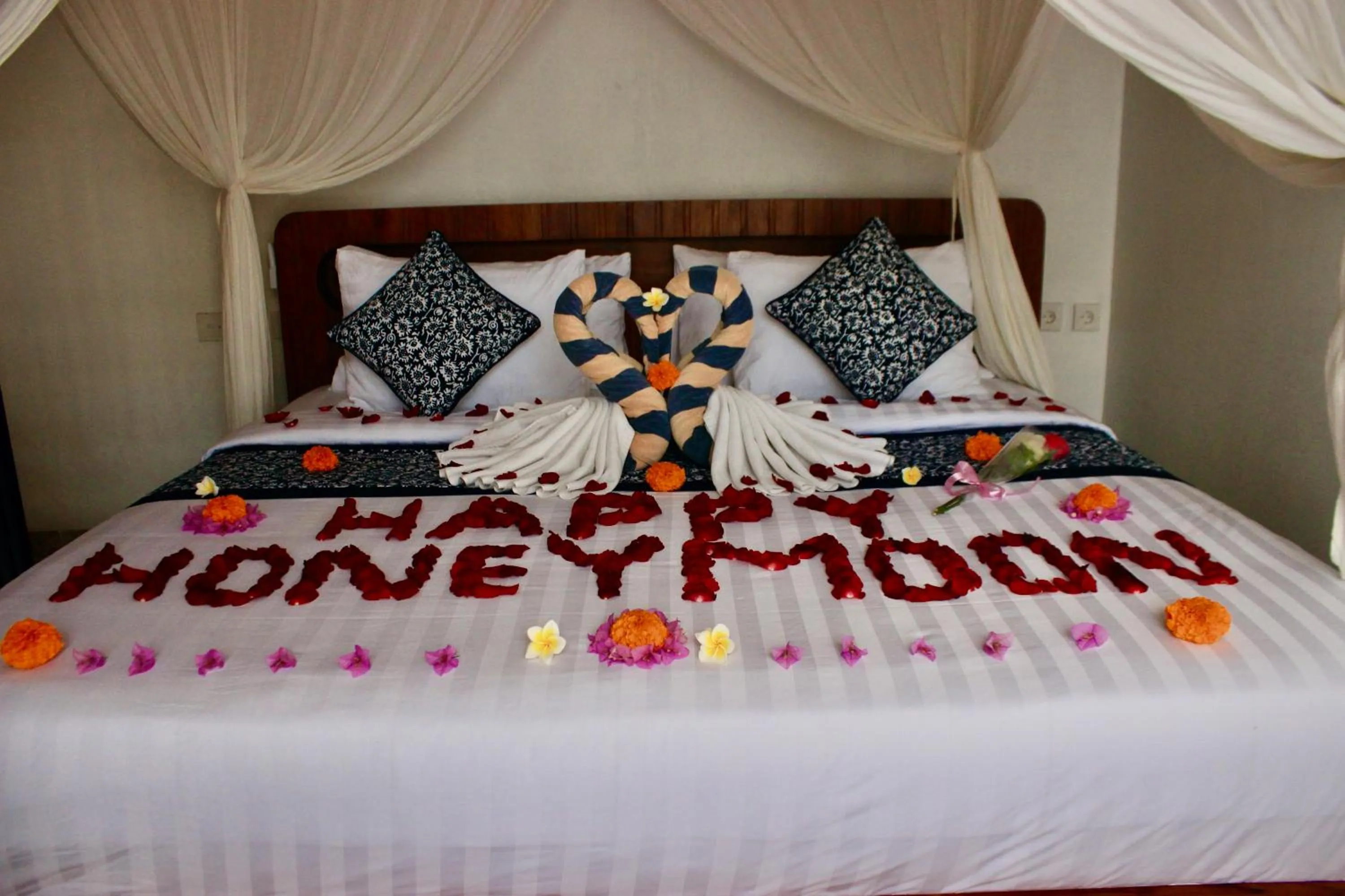 Bed in Ubud Suarga Mesari Private Pool Villa