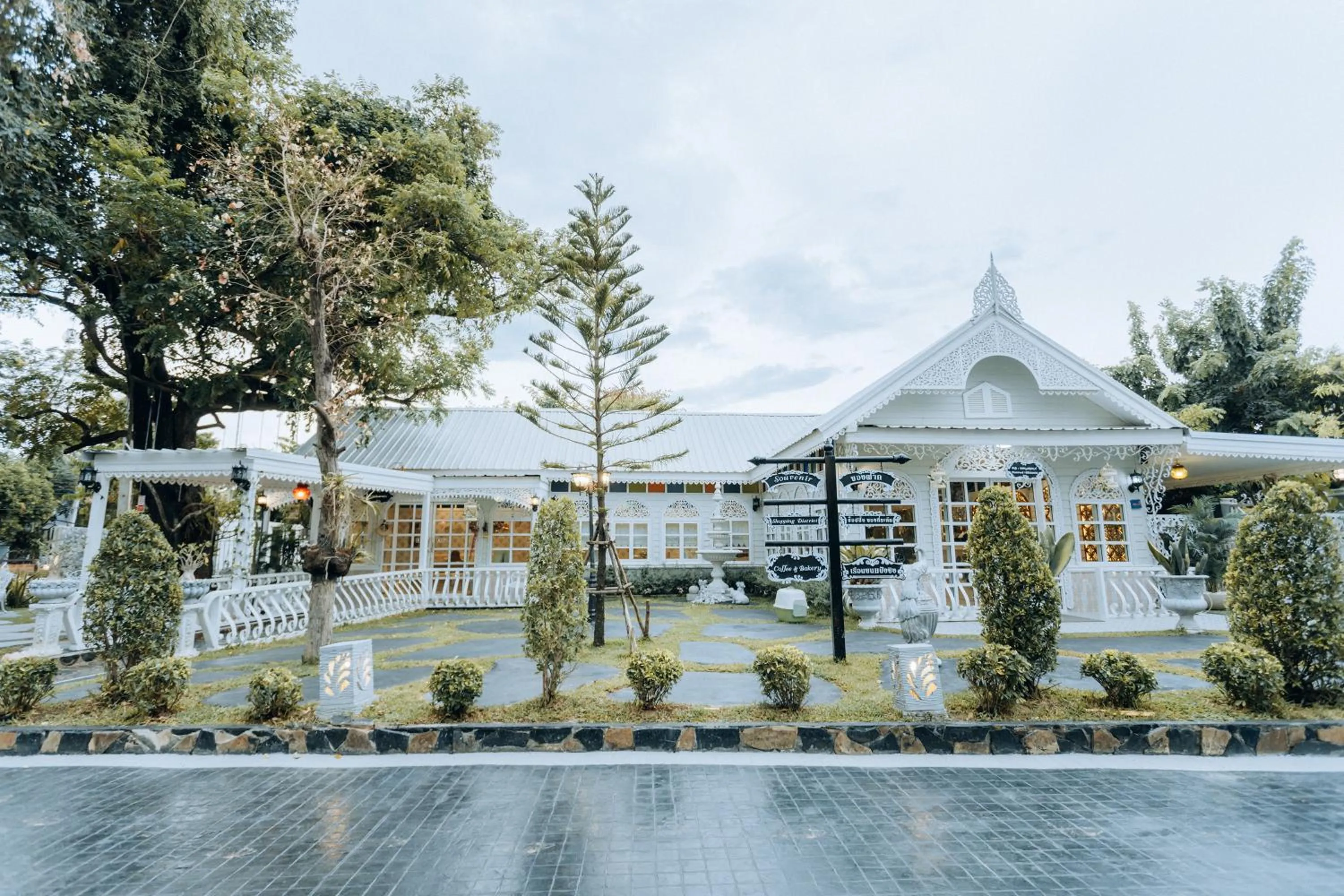 Property building in BB Le Garden