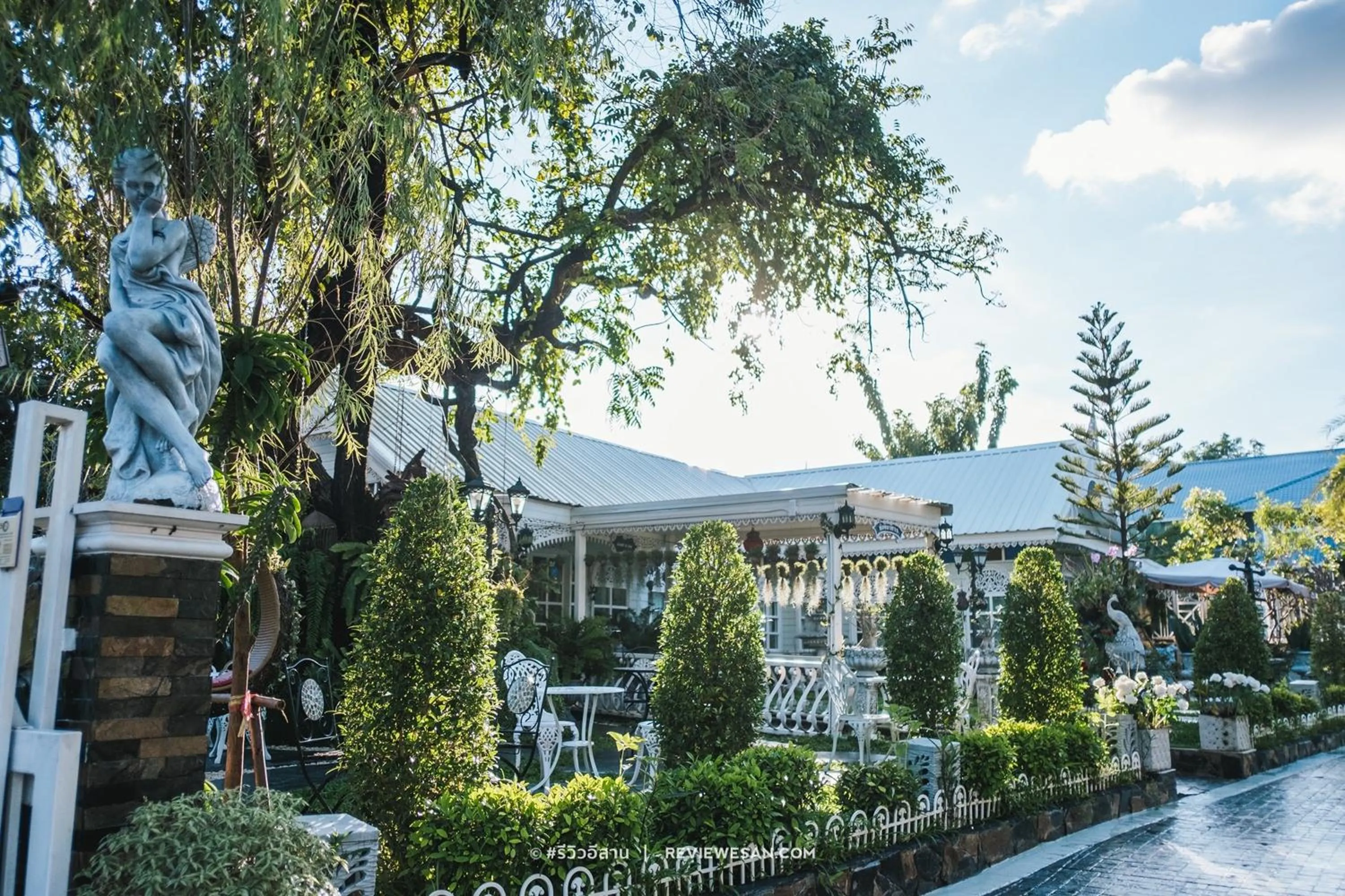 Property building in BB Le Garden