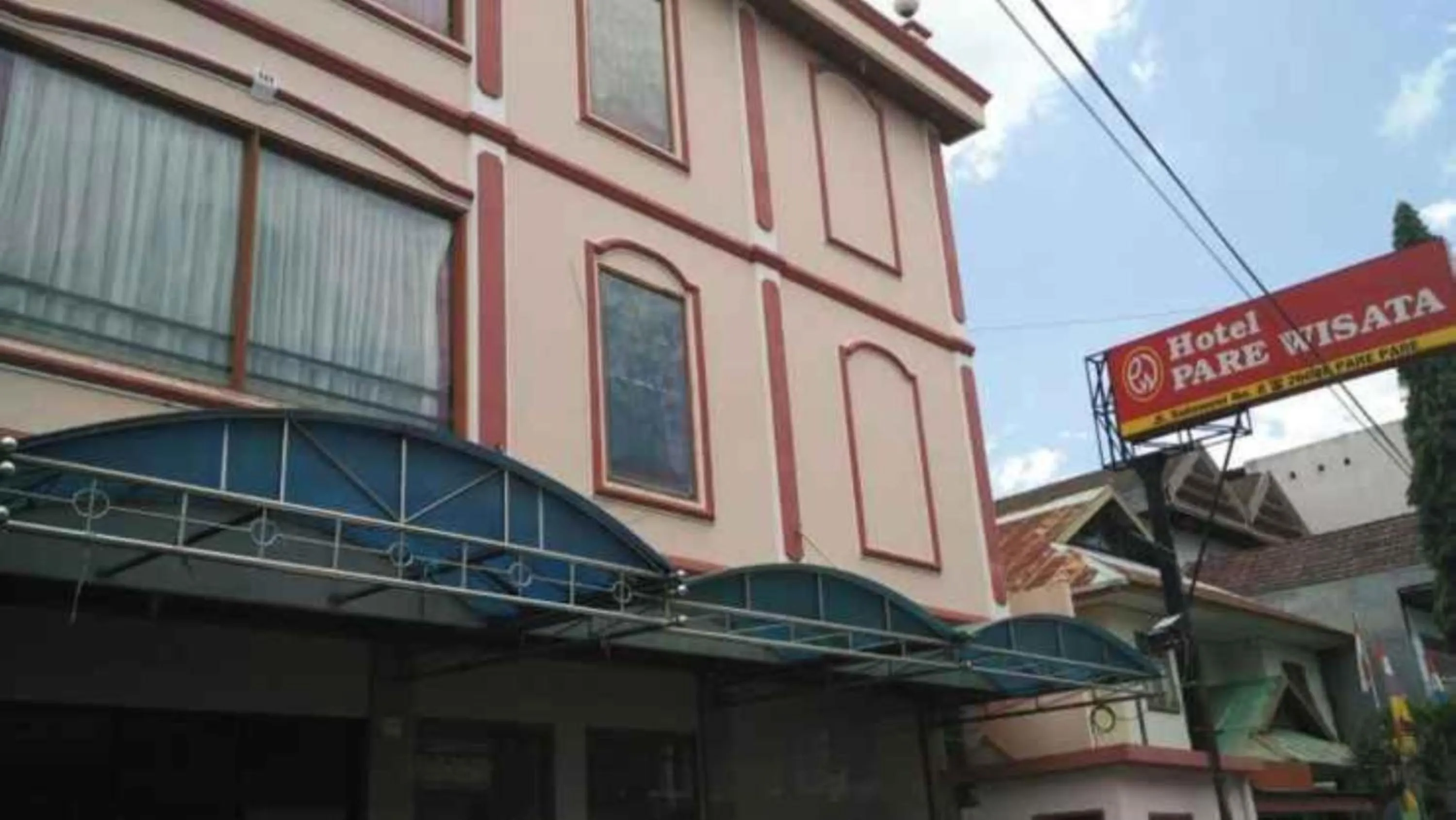 Property building in Hotel Parewisata
