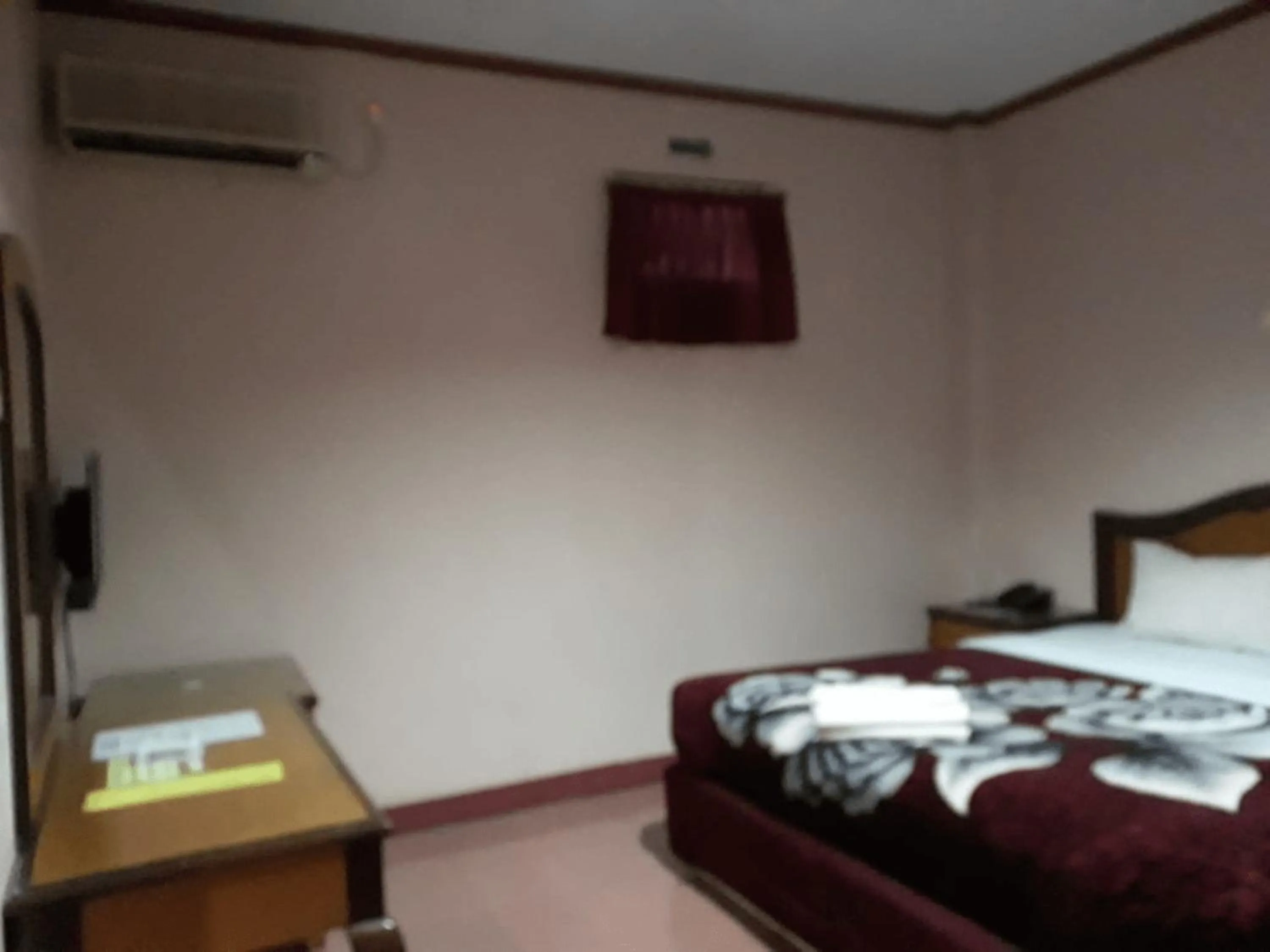 Bedroom, Bed in Hotel Parewisata