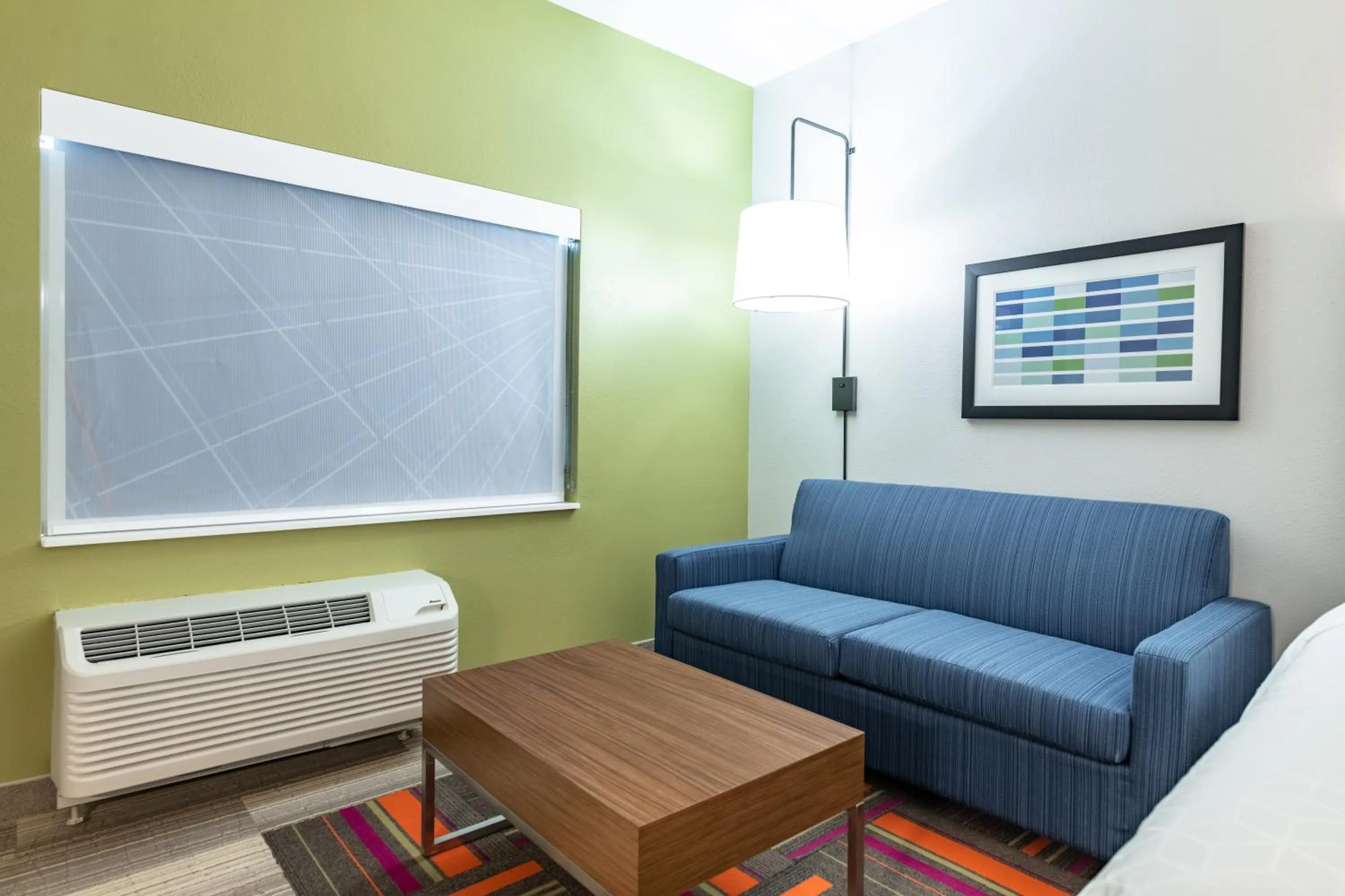 Bedroom in Holiday Inn Express & Suites - Moundsville by IHG