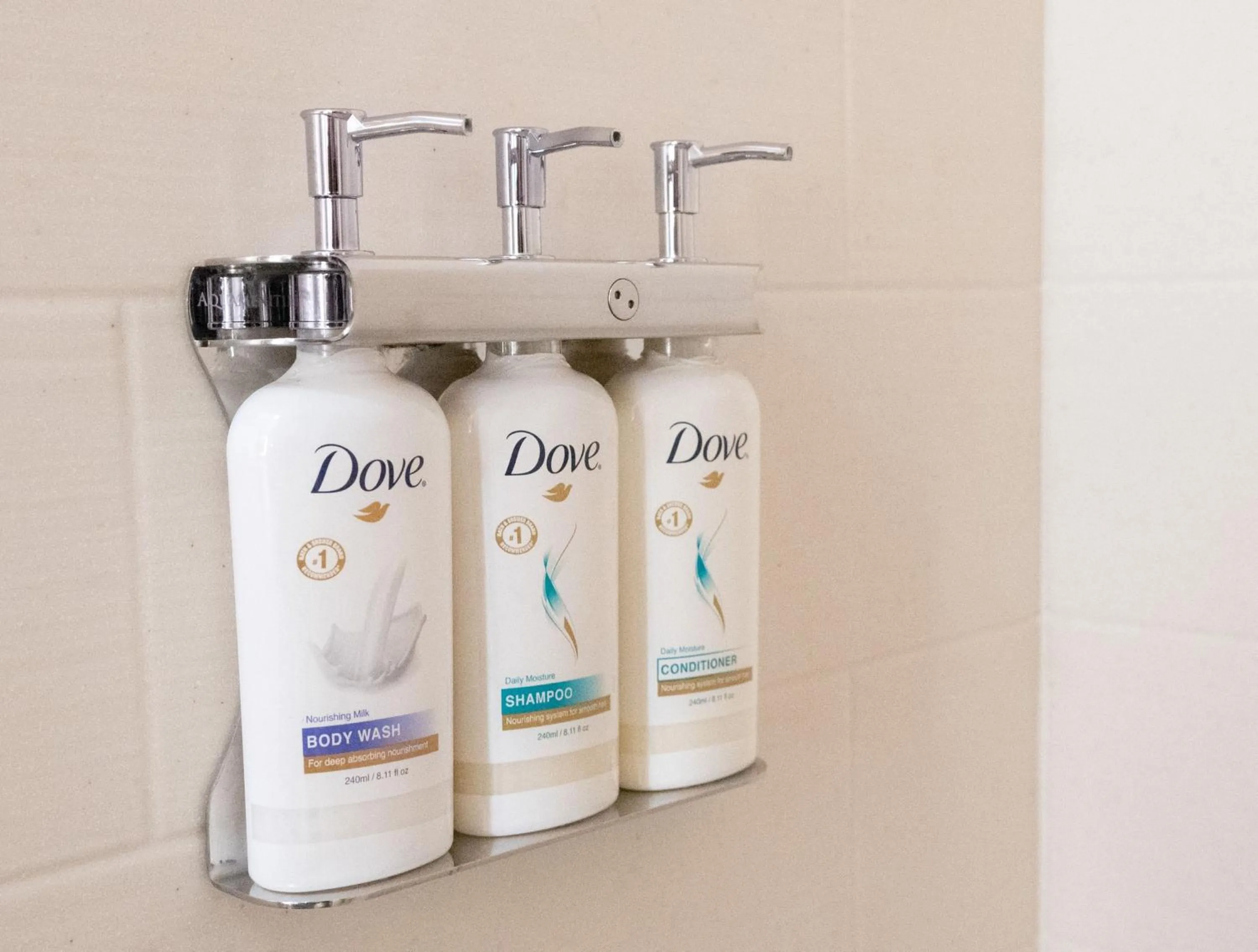 Bedroom in Holiday Inn Express & Suites - Moundsville by IHG