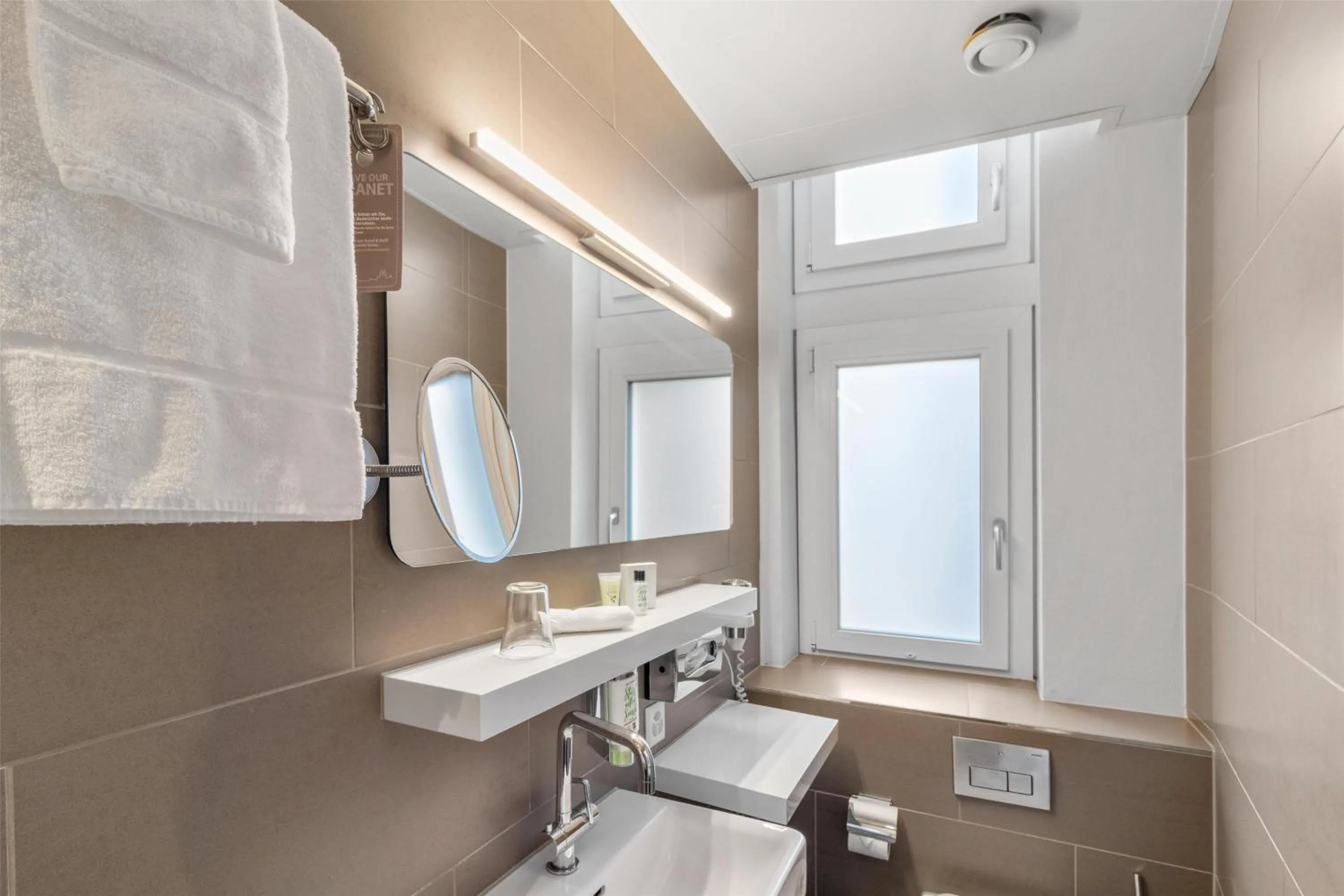 Bathroom in Best Western Plus Hotel Zürcherhof