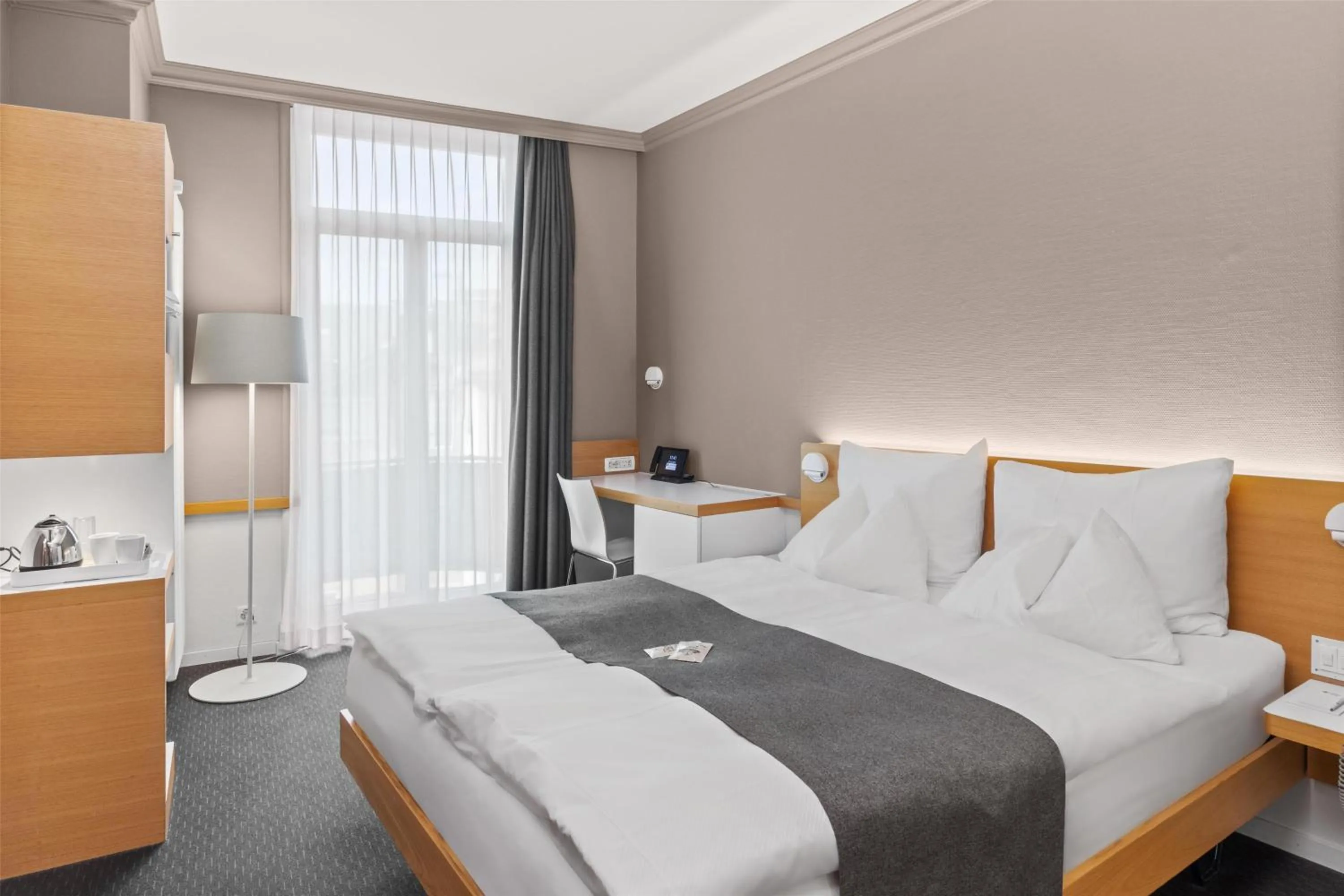 Bedroom, Bed in Best Western Plus Hotel Zürcherhof