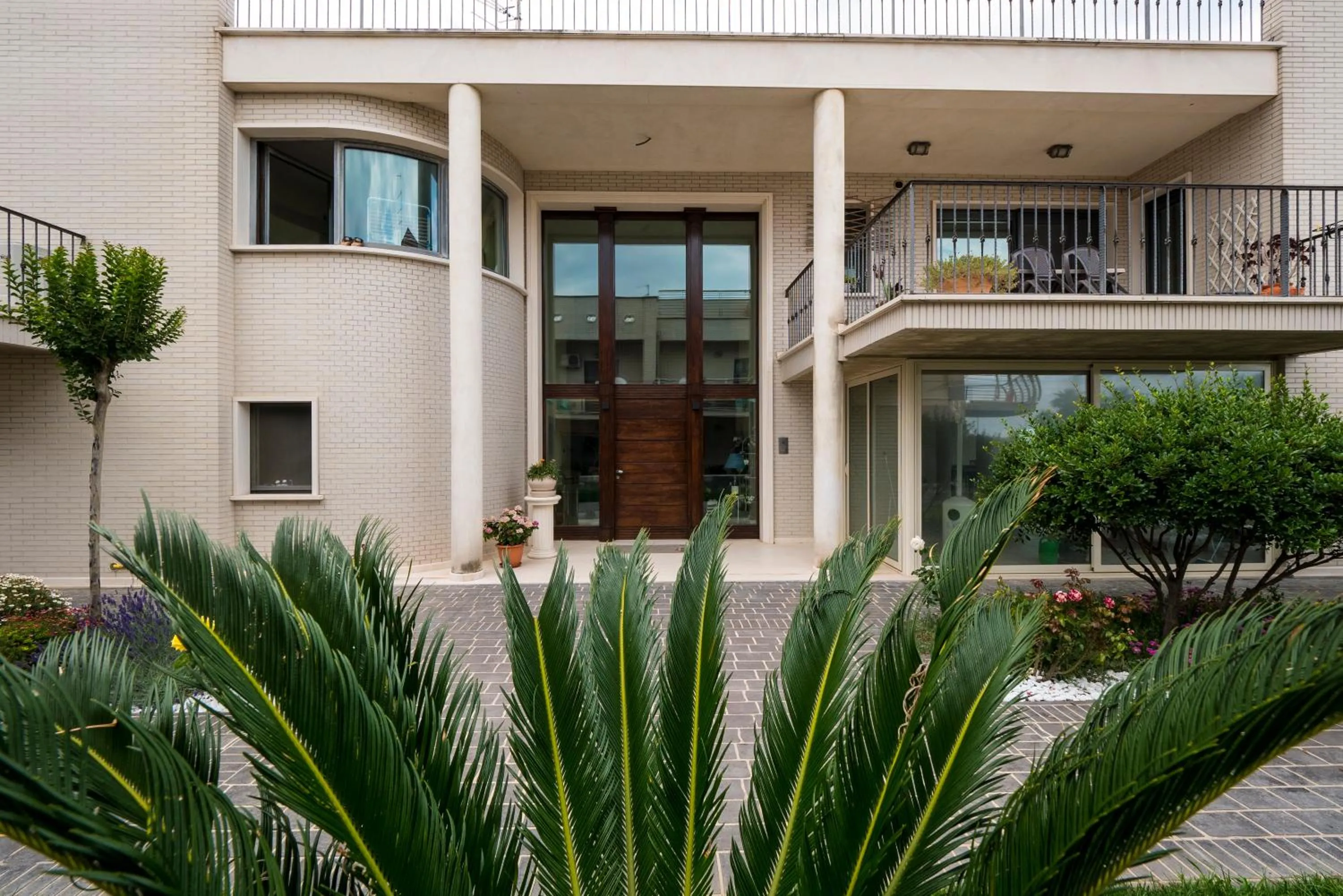 Property building in il Sorriso di Angelina