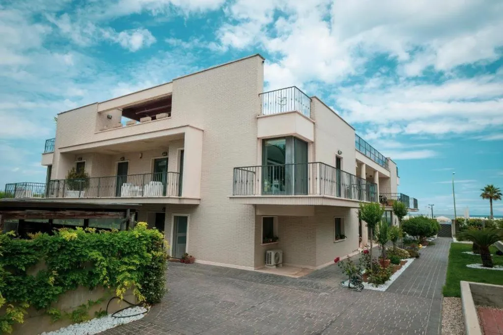 Property building in il Sorriso di Angelina