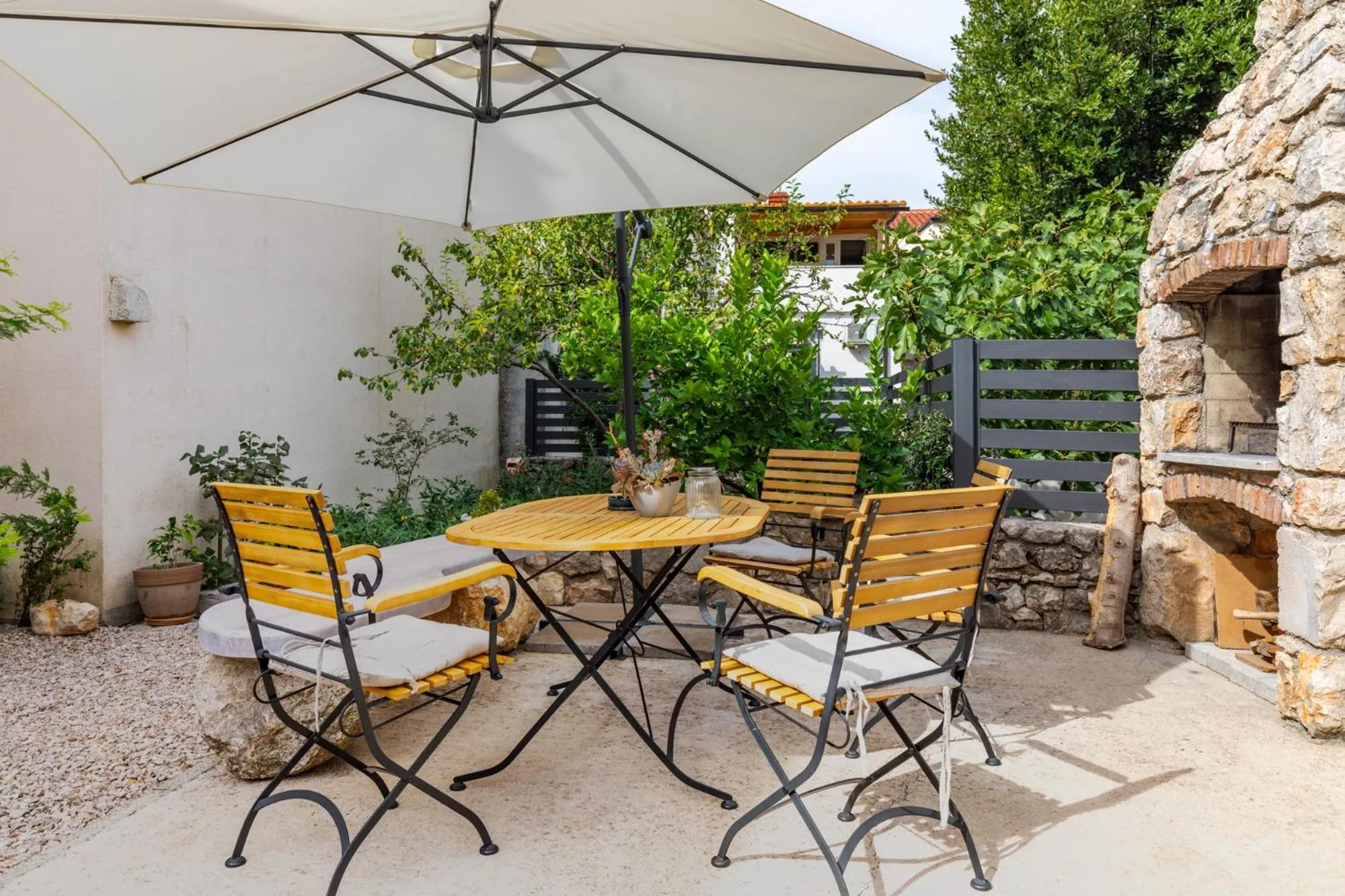 BBQ facilities in Apartman Otto