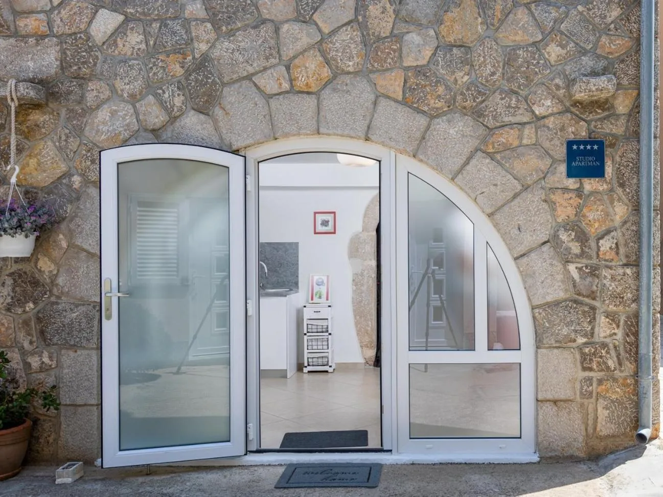 Property building in Apartman Otto