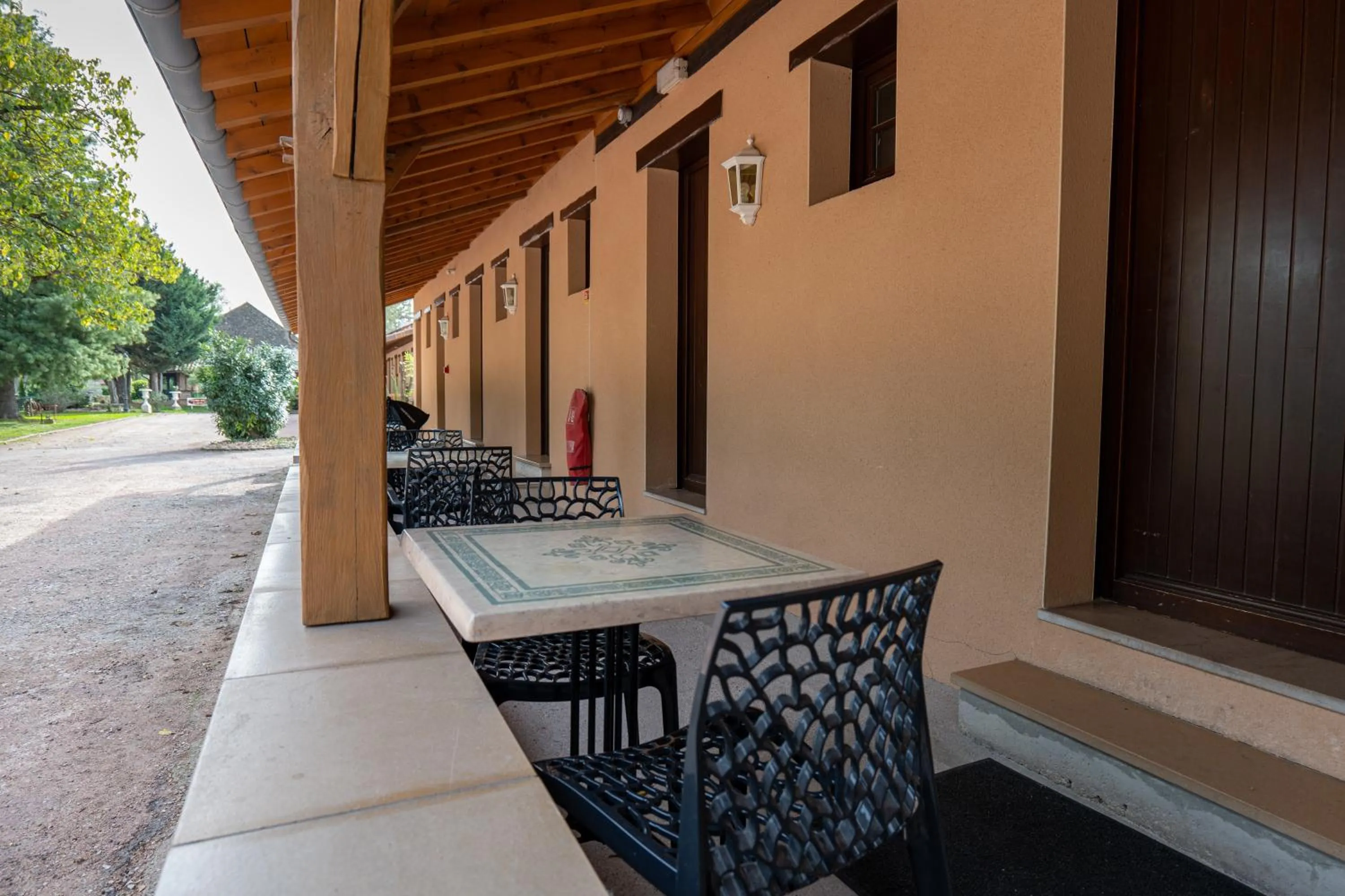 Patio in Hotel Village Motel