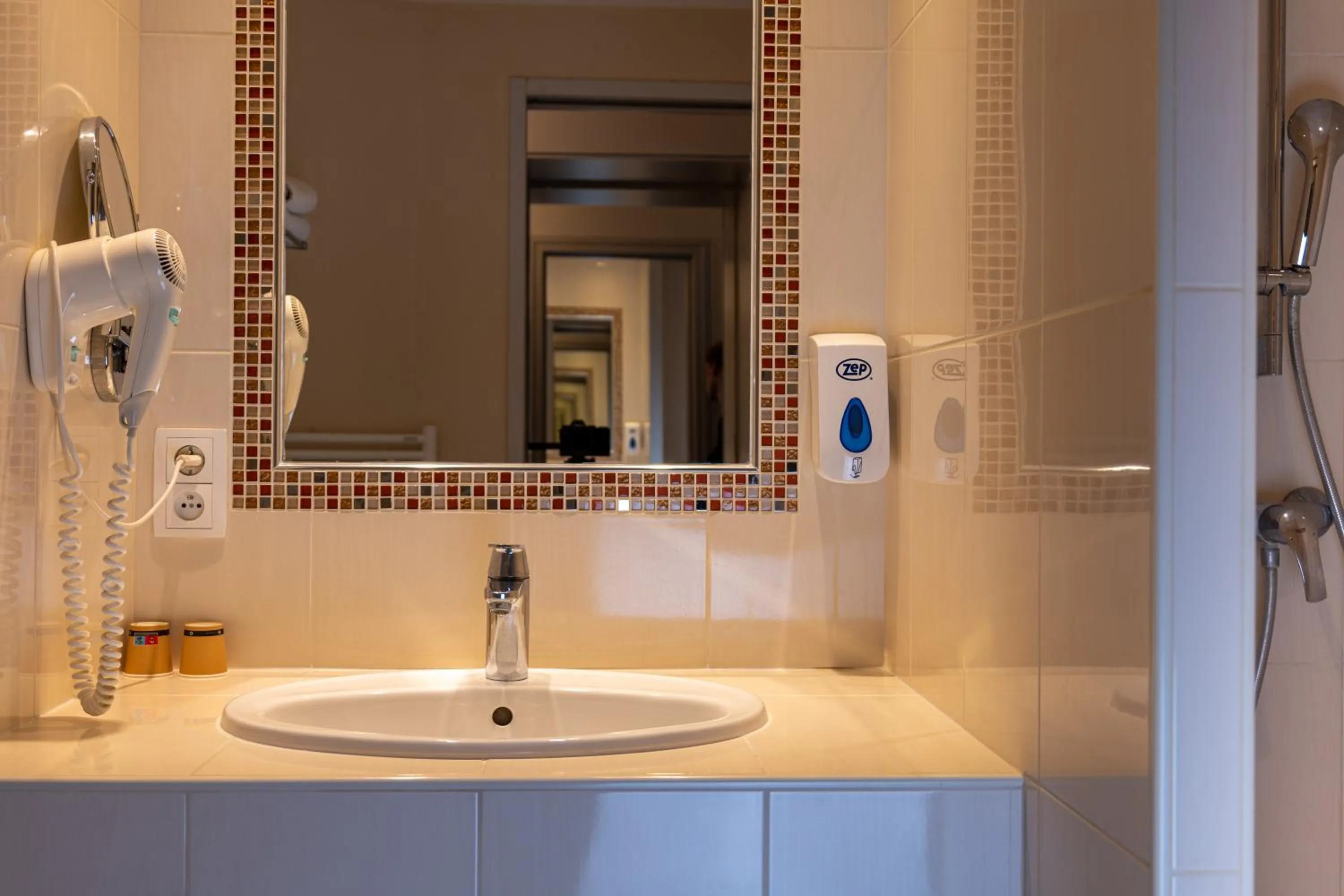 heating in Hotel Village Motel