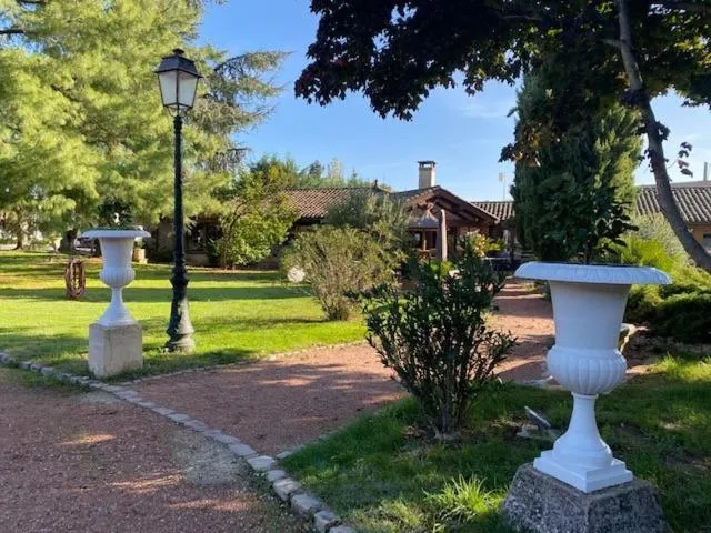 Spring in Hotel Village Motel