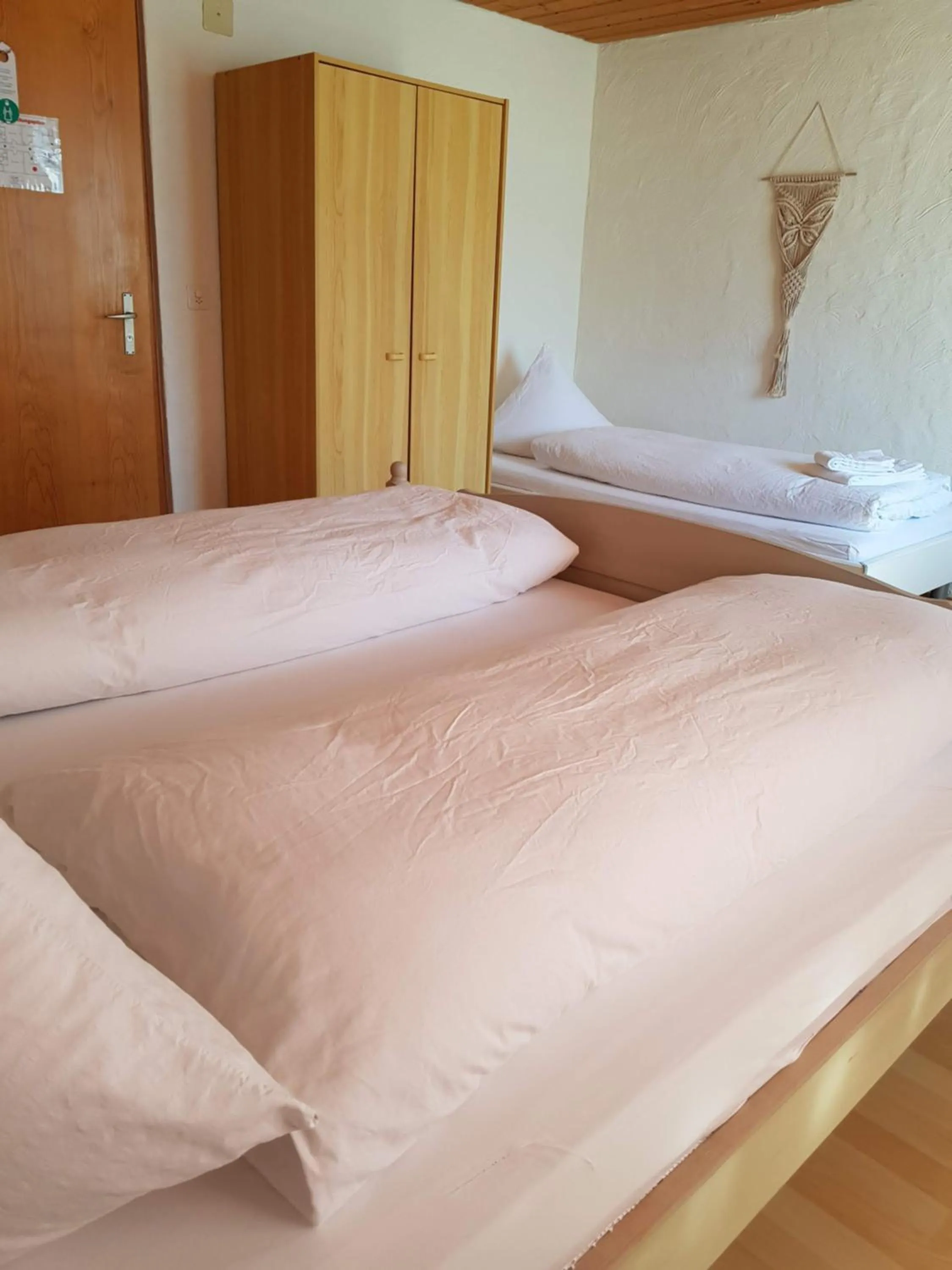 Photo of the whole room, Bed in Gasthof Schoenegg B&B