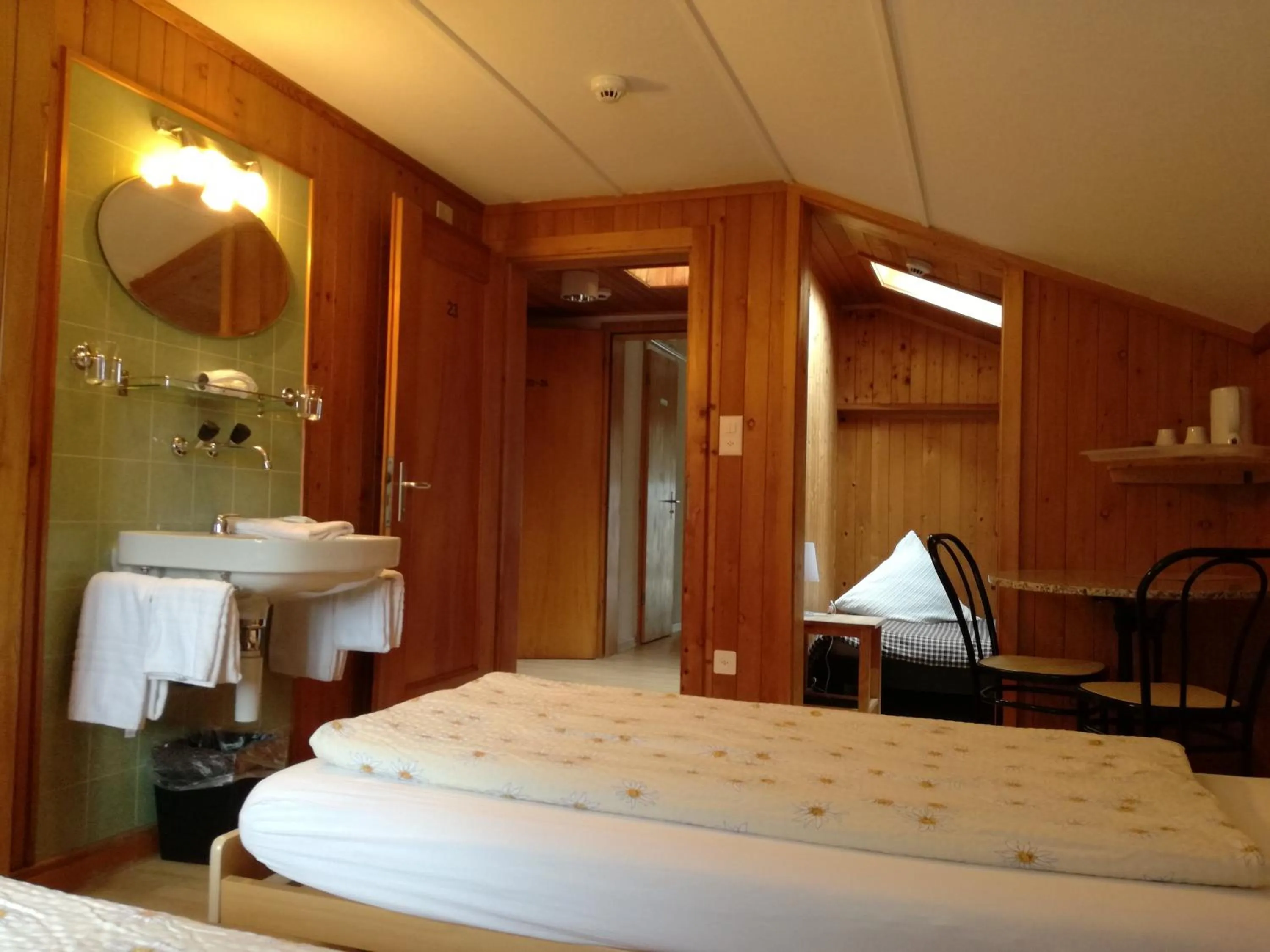 Photo of the whole room, Bed in Gasthof Schoenegg B&B