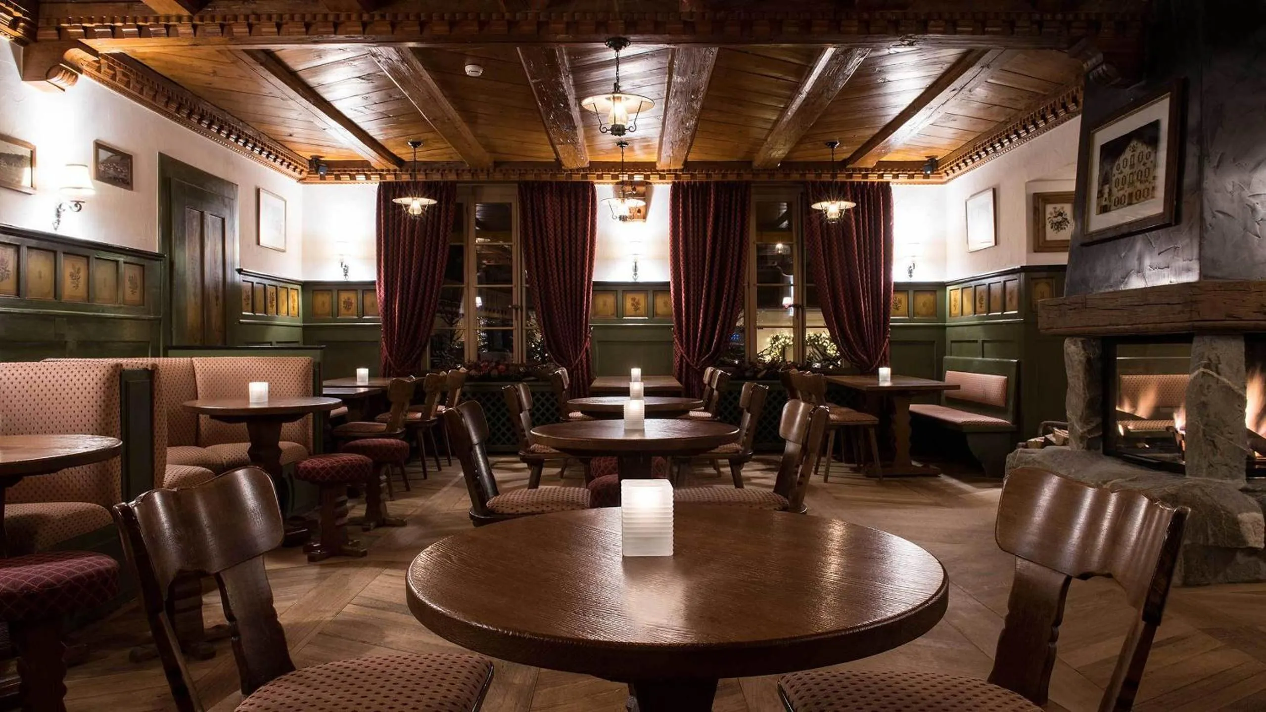 Lounge or bar in Hotel Olden