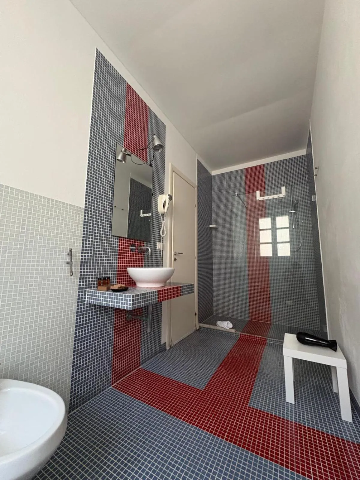 Shower in Nuova Mastrarua Rooms